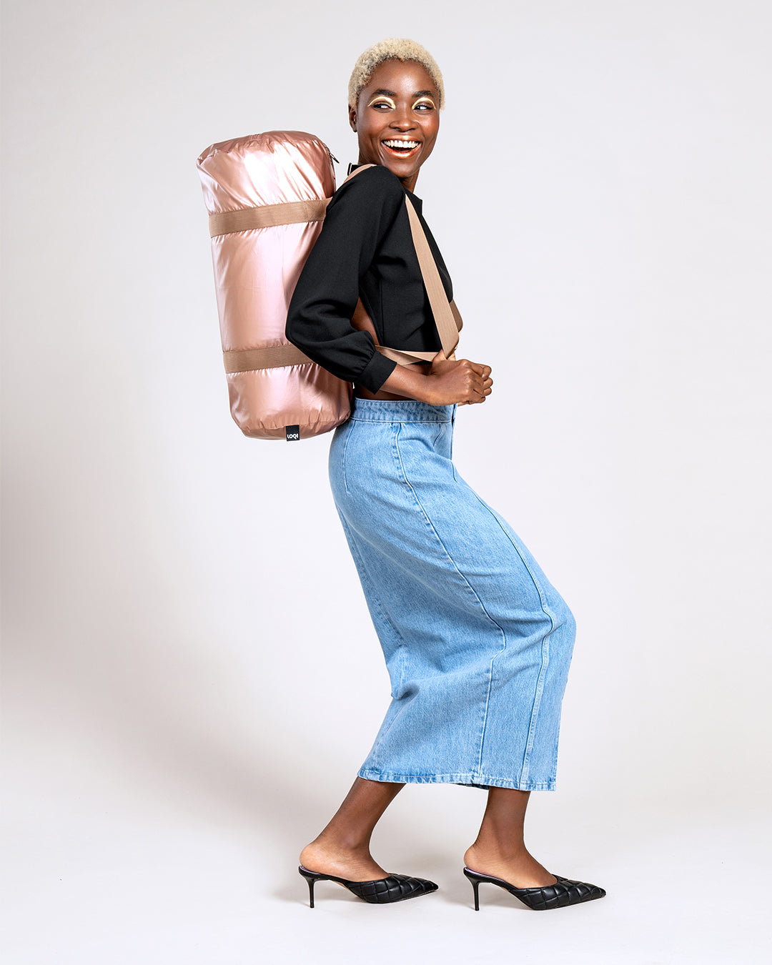 Metallic Matt Rose Gold Weekender Bag | LOQI | Travel + Overnight Bag