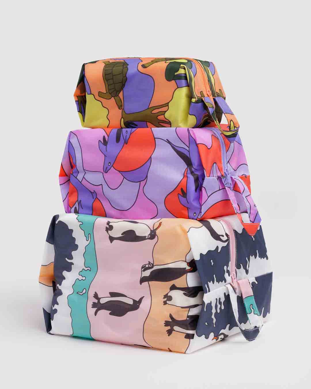 Vacation Animals 3D Zip Set