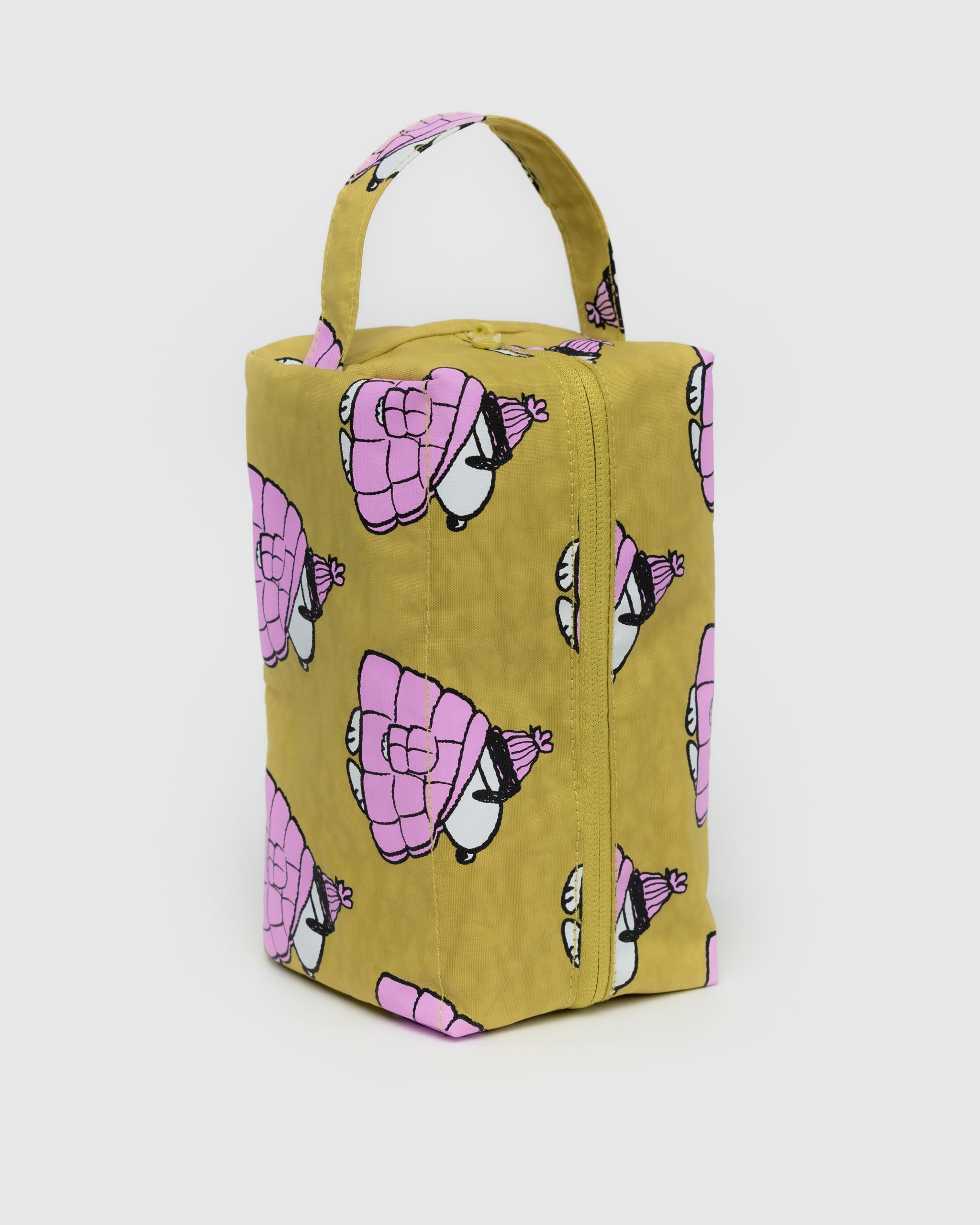 BAGGU Puffer Snoopy Pink Dopp Kit | BAGGU | Toiletry + Washbag
