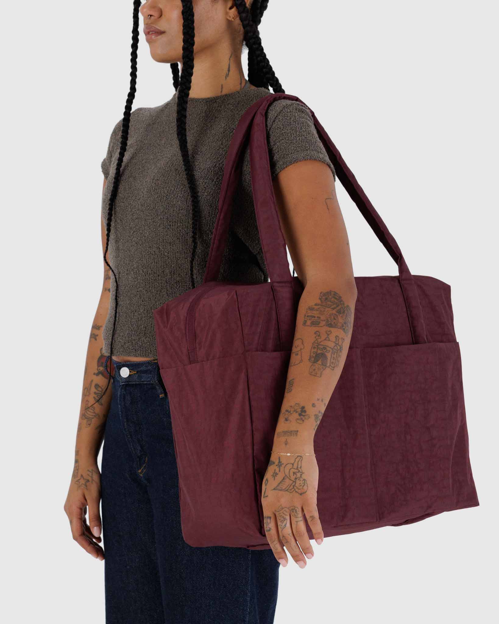 BAGGU Mahogany cloud carry-on | BAGGU | Travel Bag