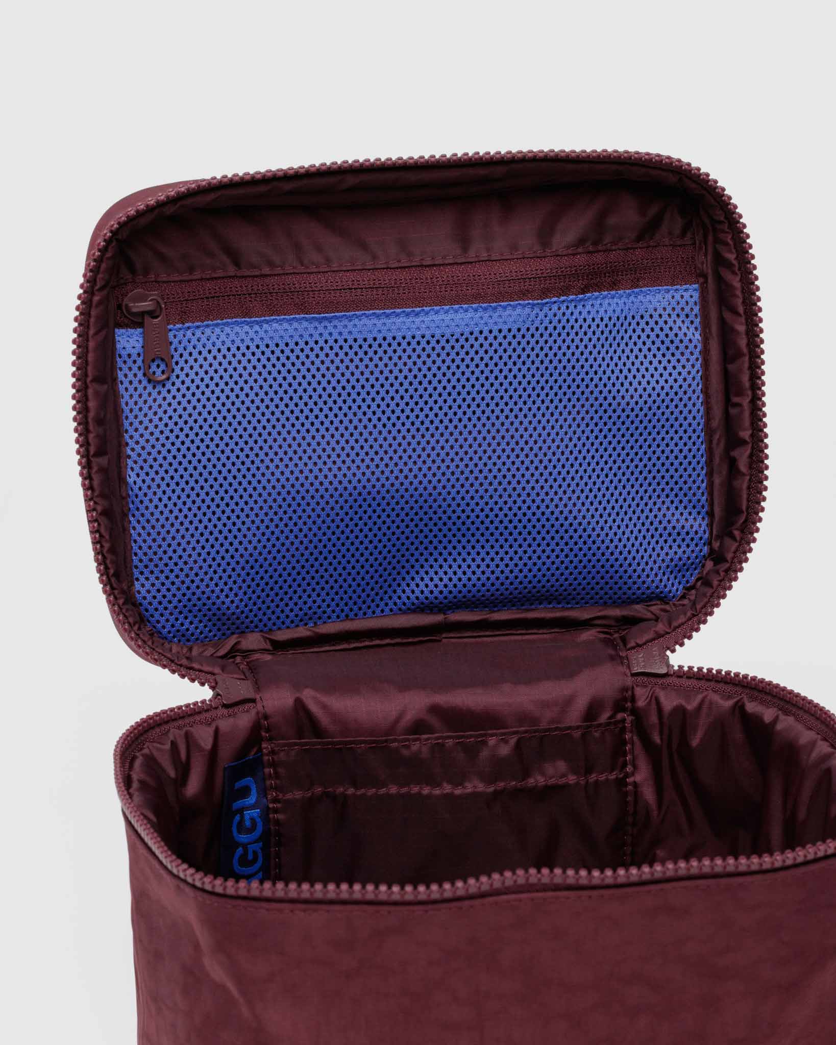 BAGGU Mahogany large cosmetic case | BAGGU | Cosmetic + Toiletry Bags
