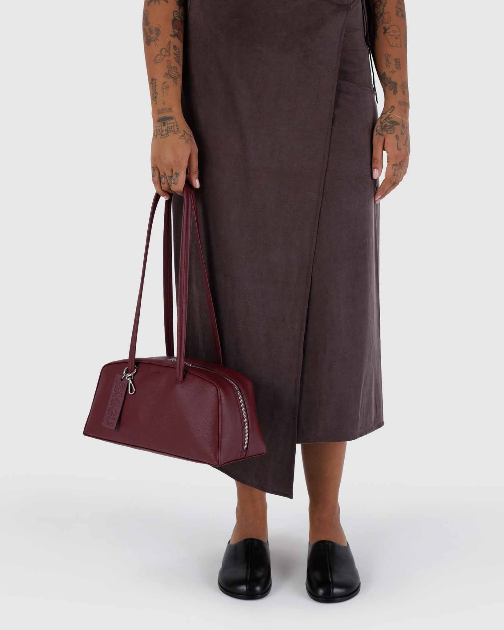 Mahogany Medium Recycled Leather Bowler Bag | BAGGU | Shoulder Bag