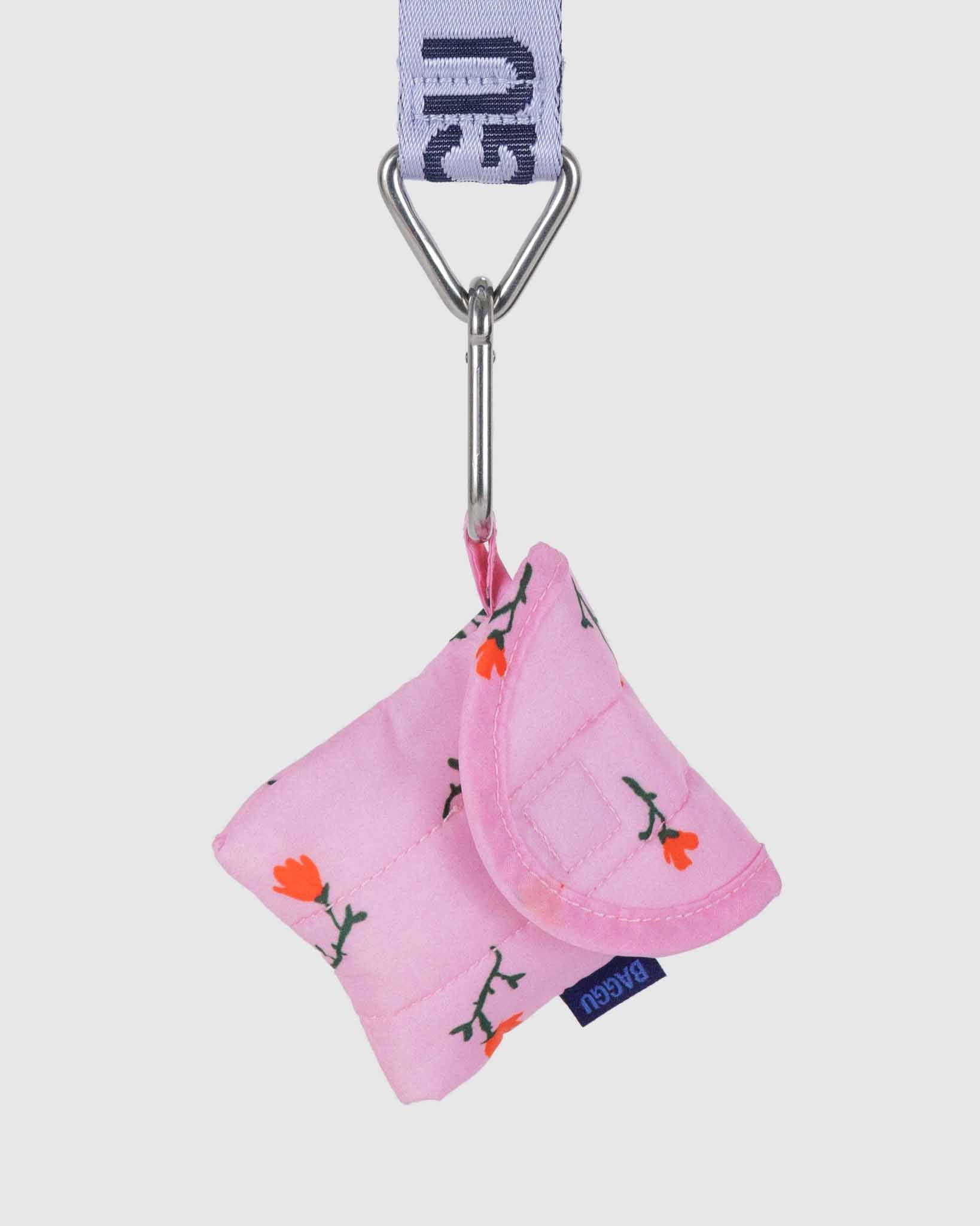BAGGU Painted Wildflower puffy earbuds case