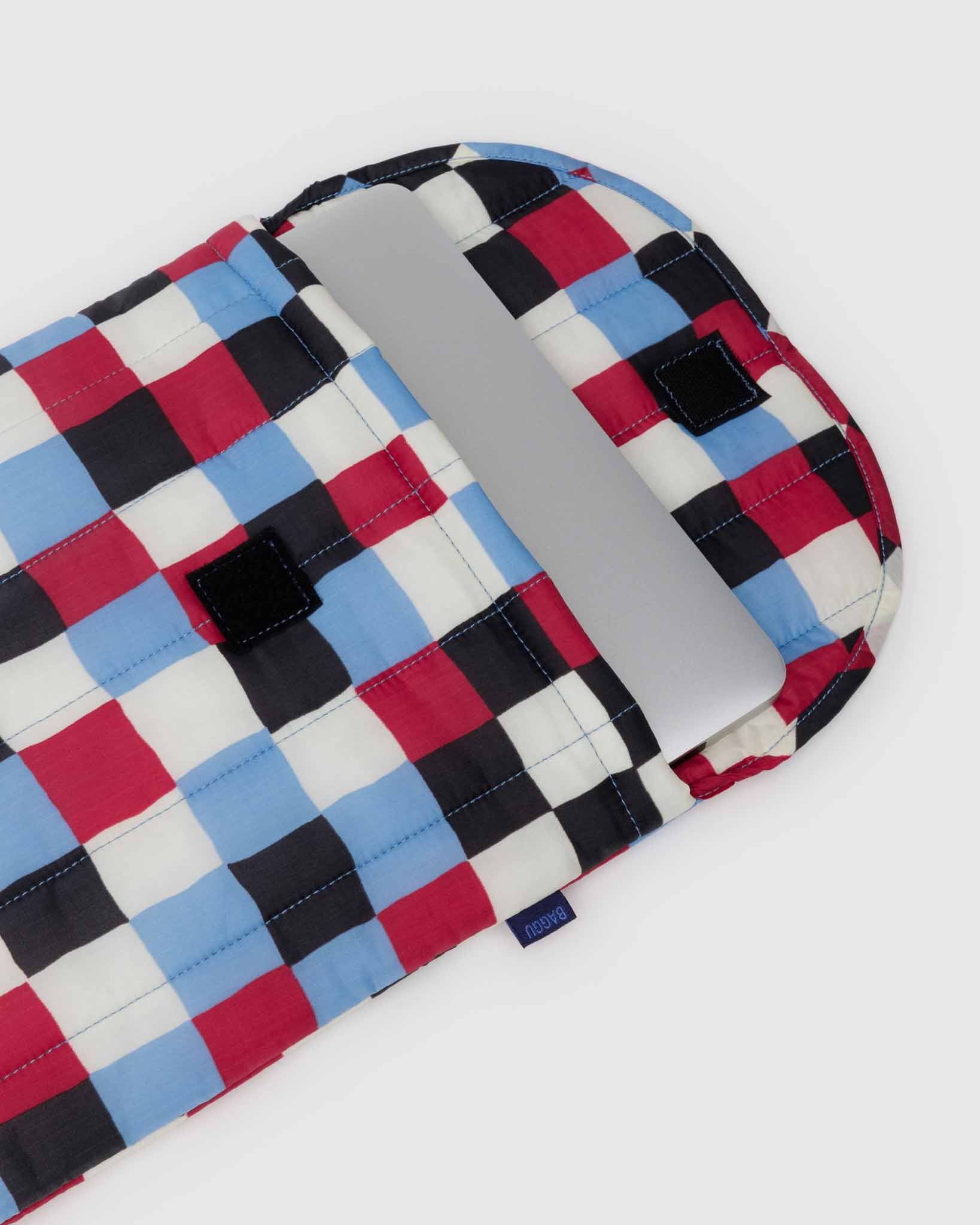 BAGGU Painted Check puffy laptop sleeve 16" | BAGGU | Laptop + Tablet Sleeves