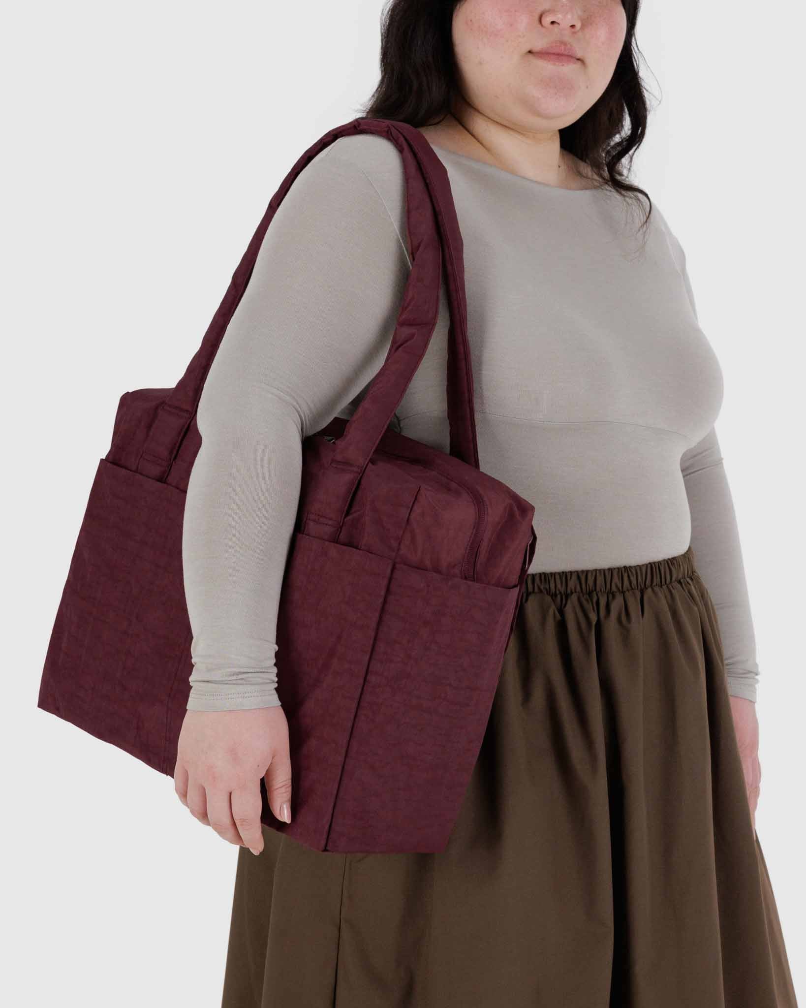 BAGGU Mahogany small cloud carry-on | BAGGU | Shopping Tote