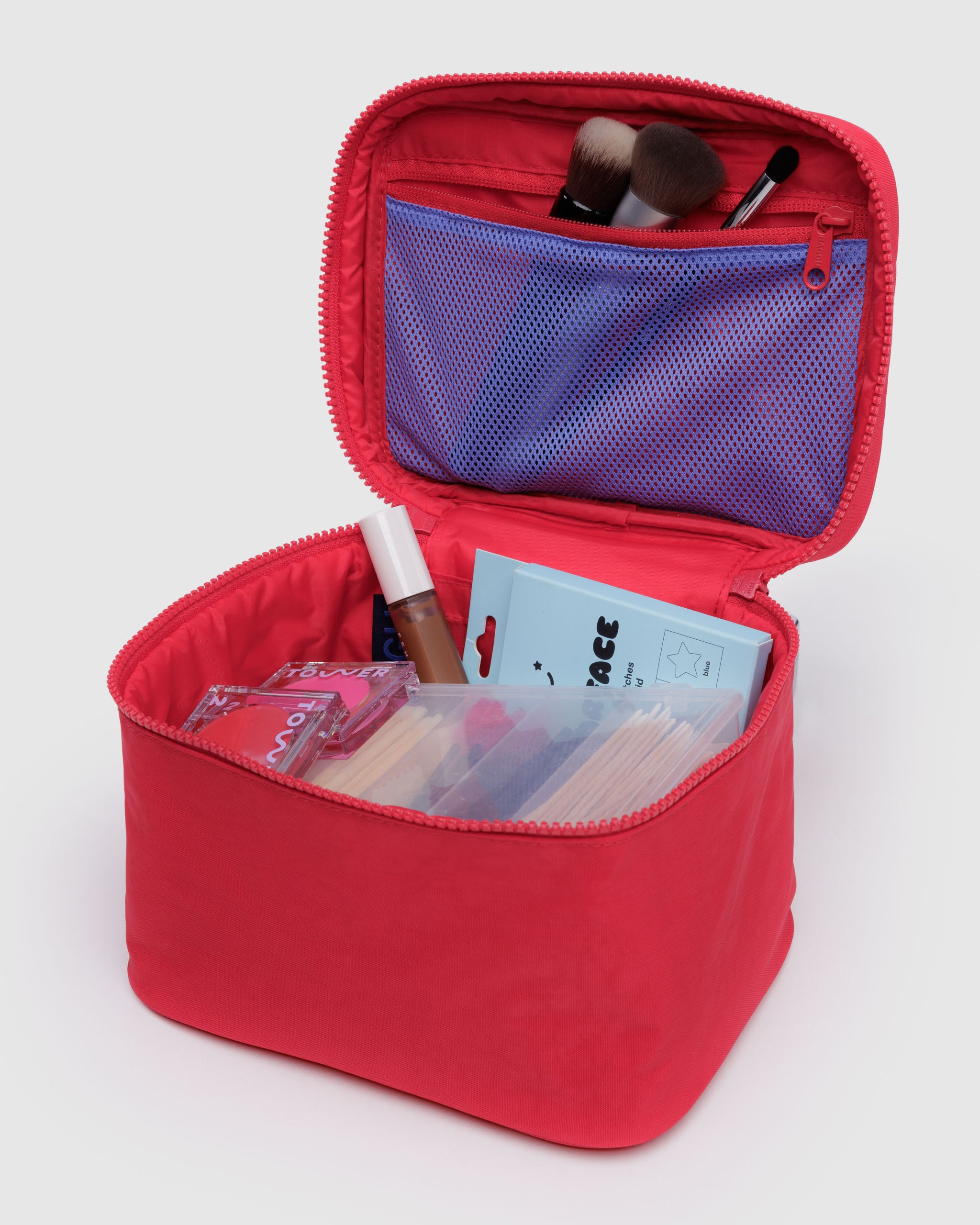 Candy Apple Large Cosmetic Case | BAGGU | Cosmetic + Toiletry Bags