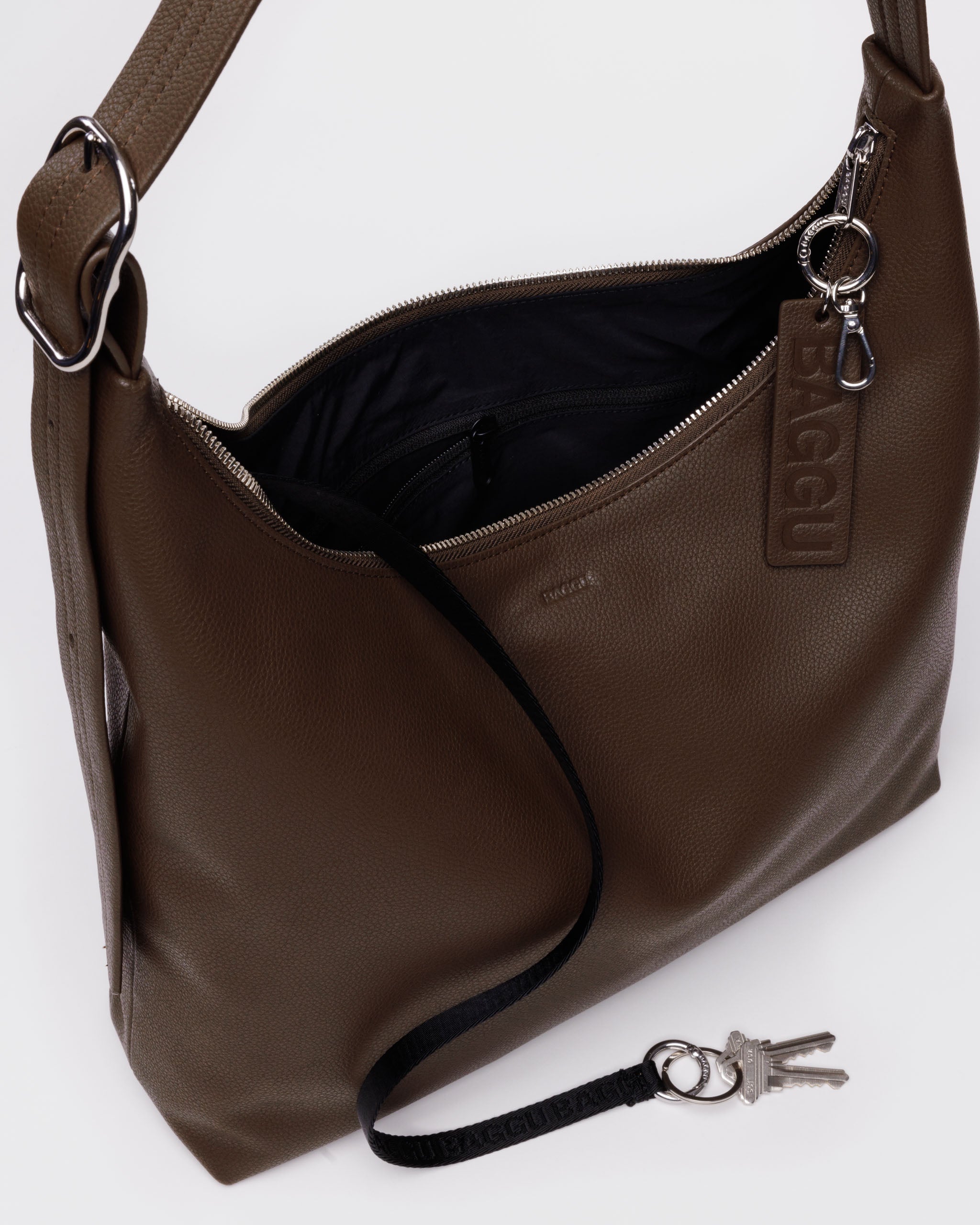 Brown recycled leather shoulder bag | BAGGU | Shoulder + Crossbody Bag