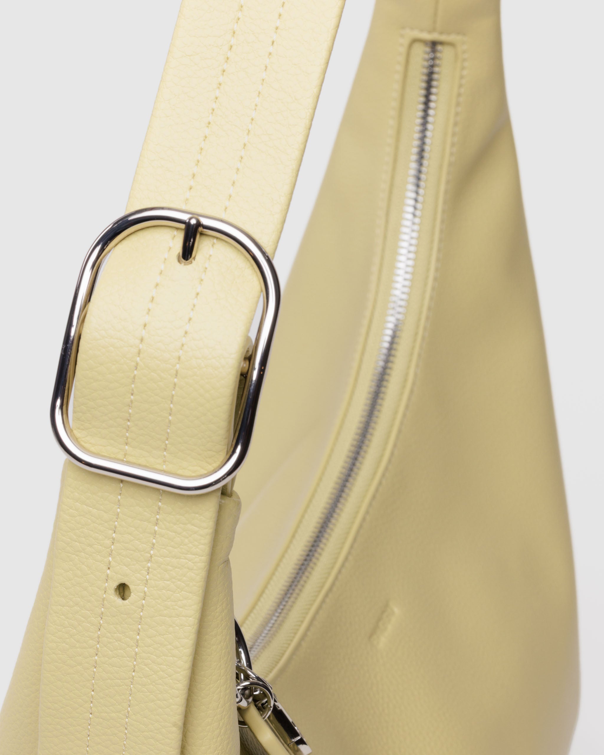 Straw Recycled Leather Shoulder Bag
