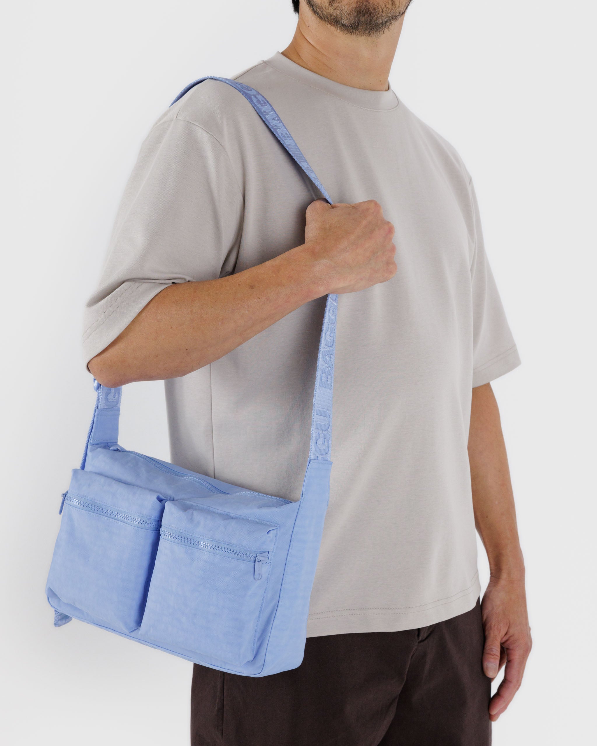 French Blue Medium Cargo Crossbody | BAGGU | Cargo Bag