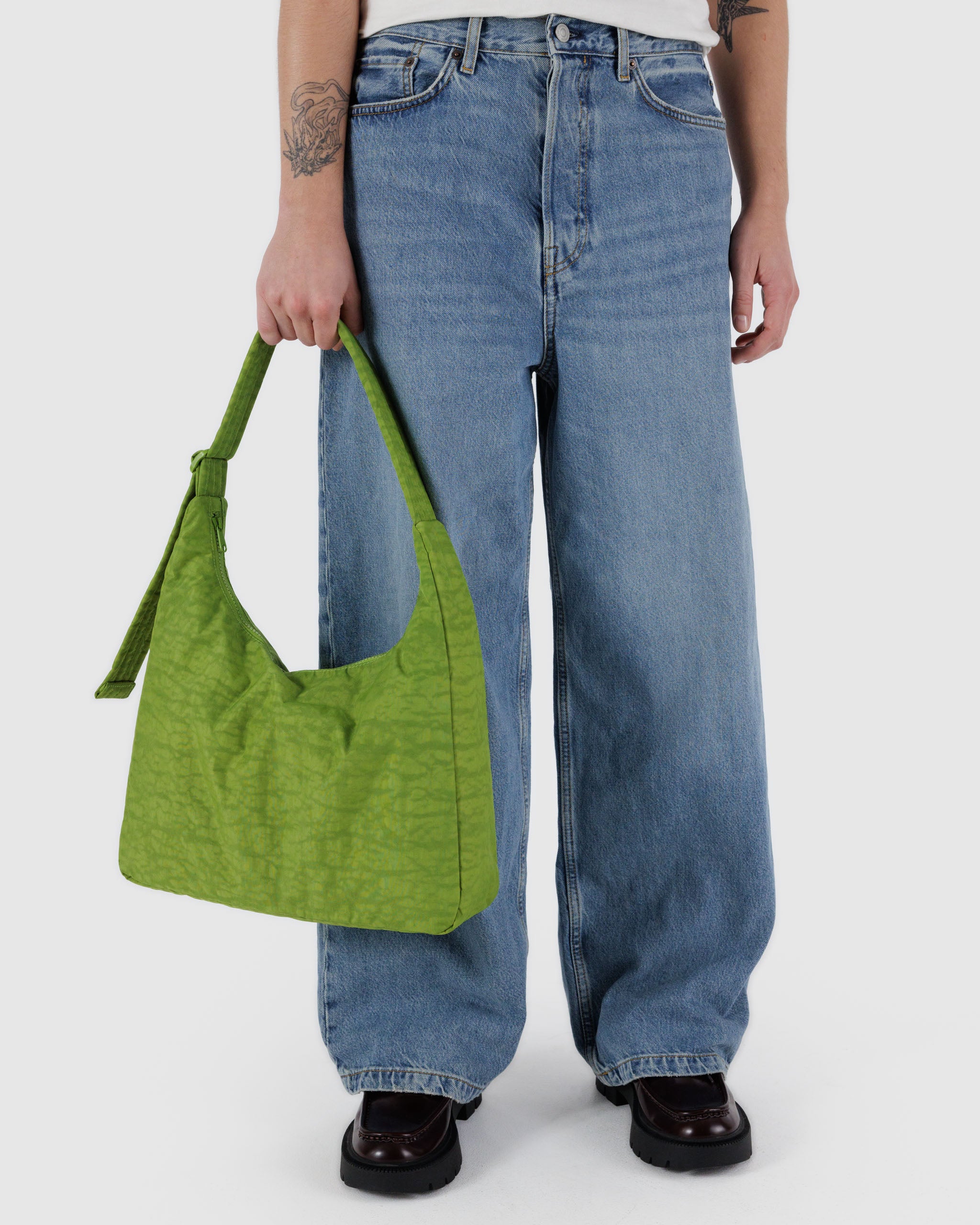 Green Juice Nylon Shoulder Bag | BAGGU | Shoulder Bag