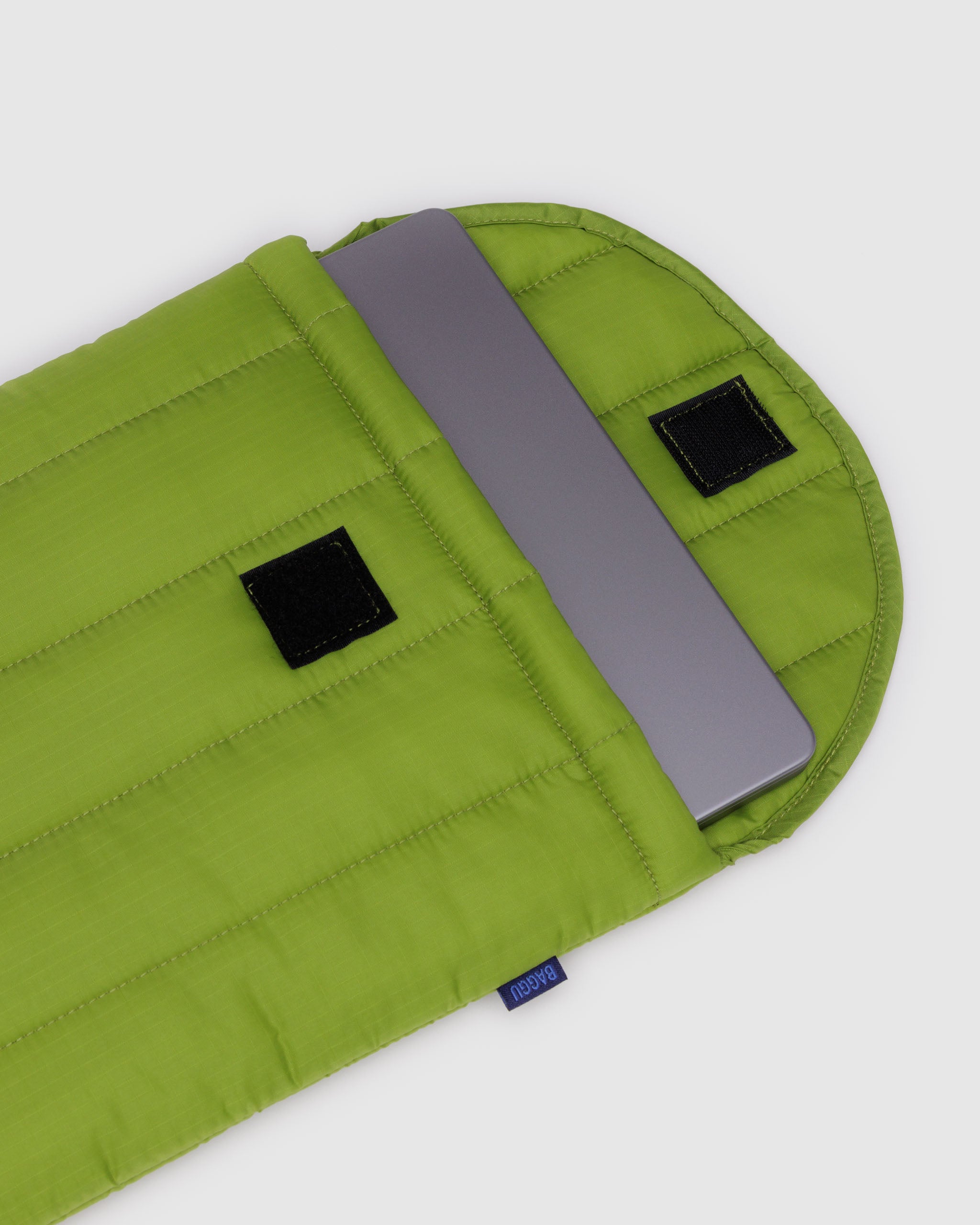 Green Juice Puffy Laptop Sleeve 13"/14" | BAGGU | Laptop + Tablet Sleeves