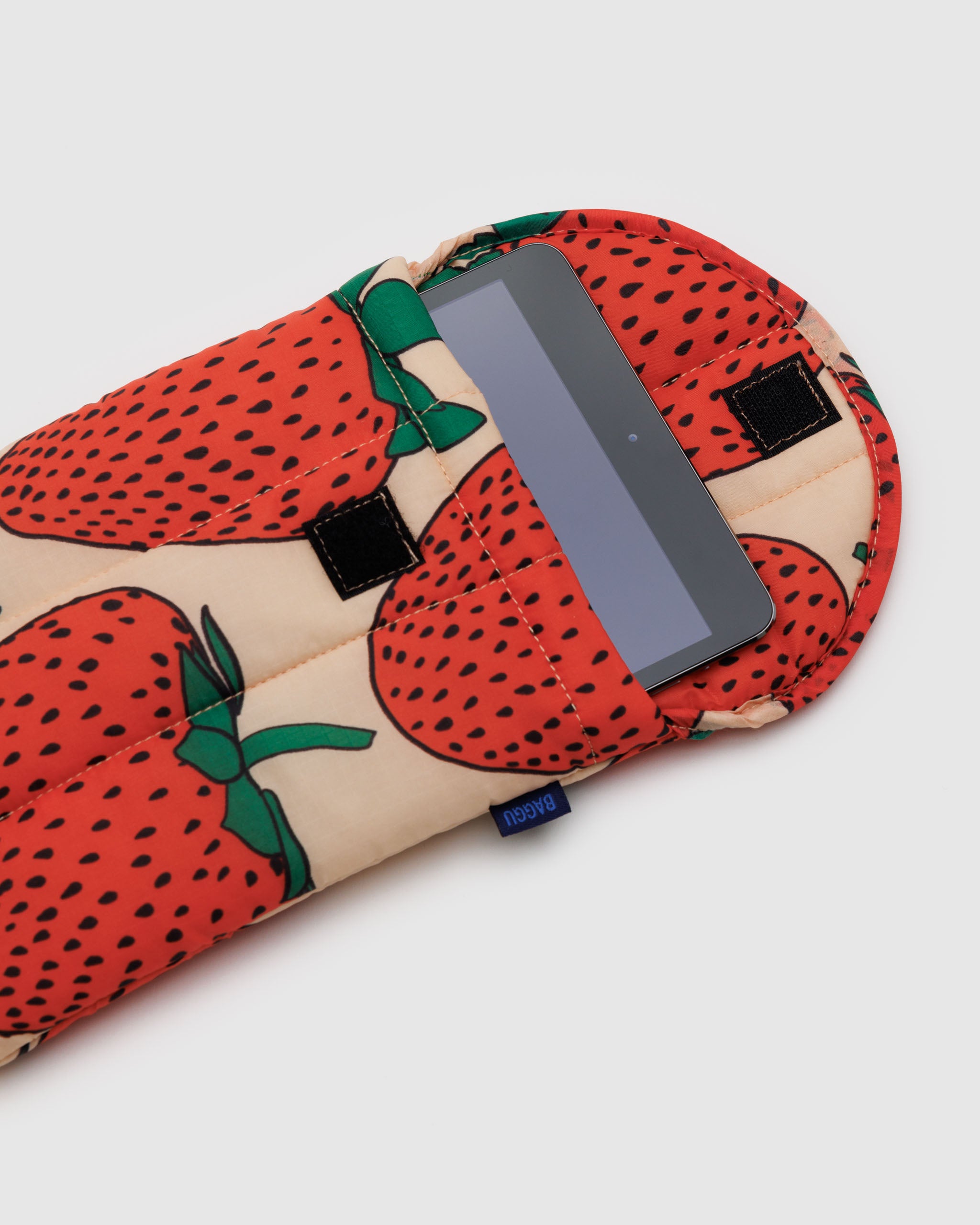 Strawberry Puffy Tablet Sleeve 8" | BAGGU | Tablet Sleeve
