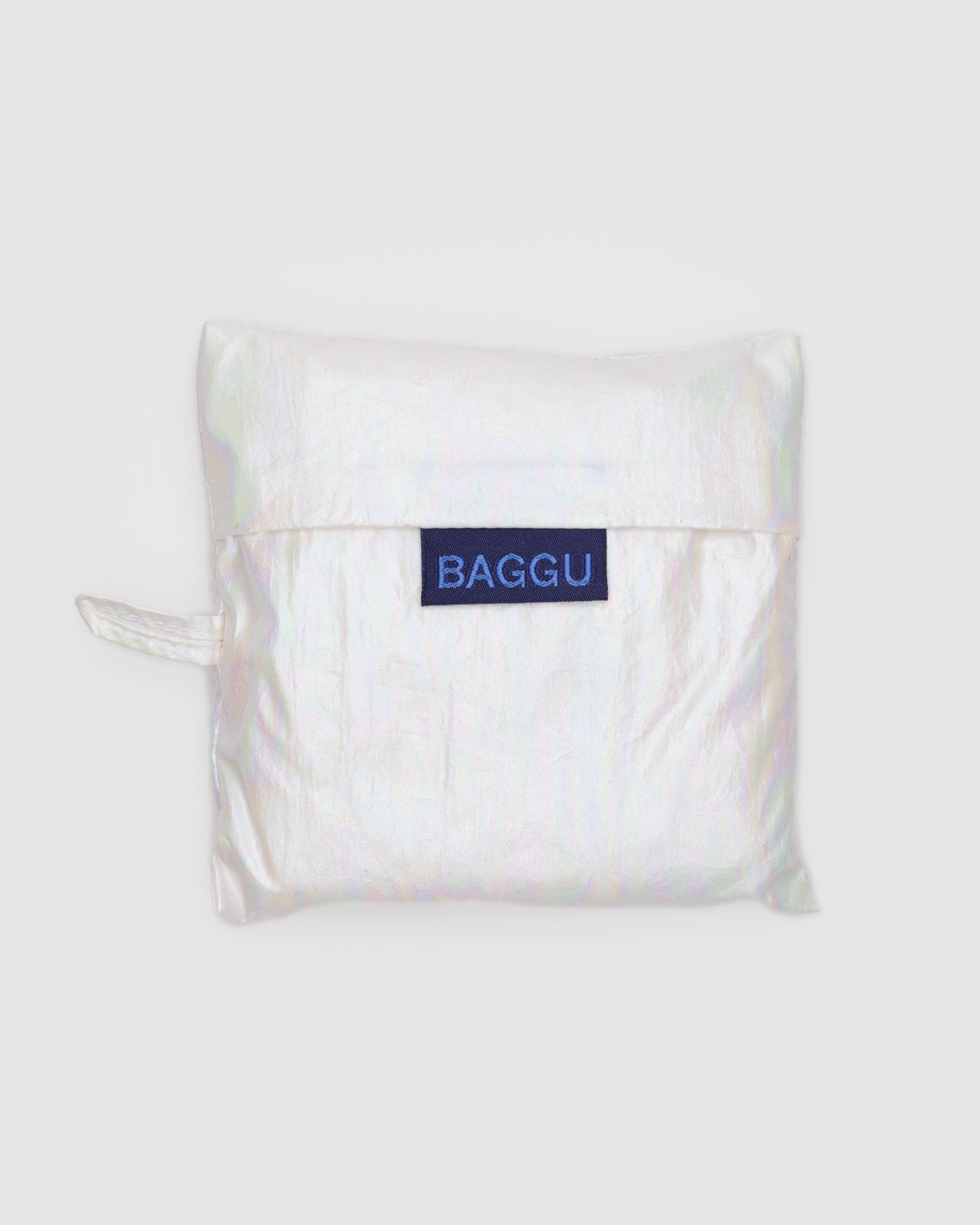 Pearl Metallic Standard BAGGU