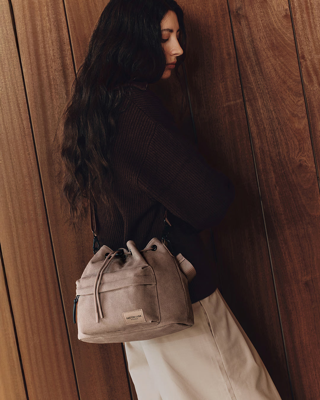 Weave Dusty Brown Spläsh Bucket Waterproof Crossbody Bag Gaston Luga