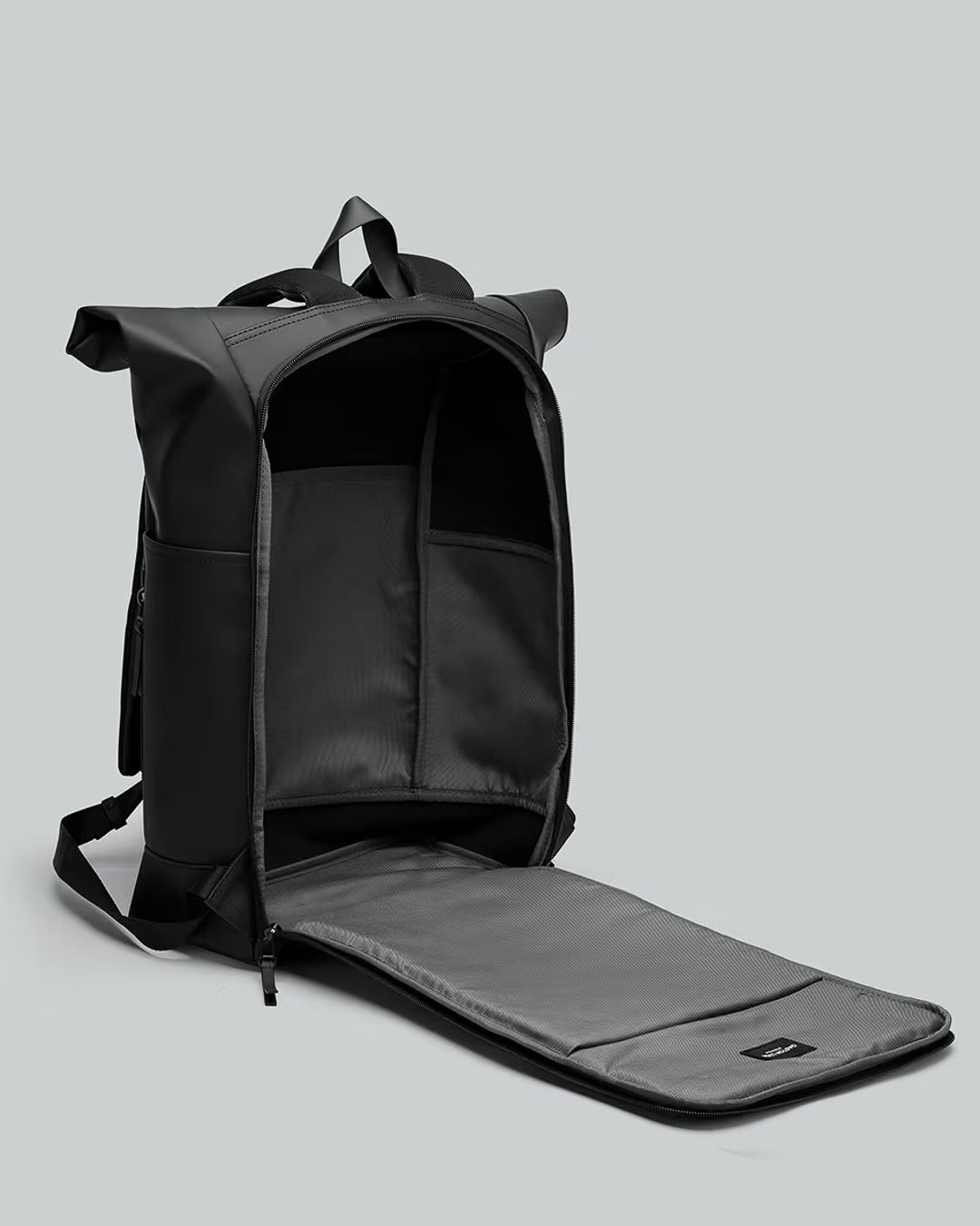 Black Spläsh Rolltop 16" Waterproof Backpack Gaston Luga
