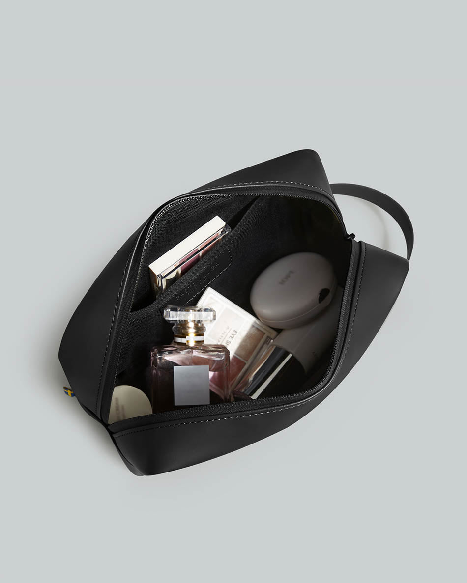 Taupe Spläsh Toiletry Bag Gaston Luga