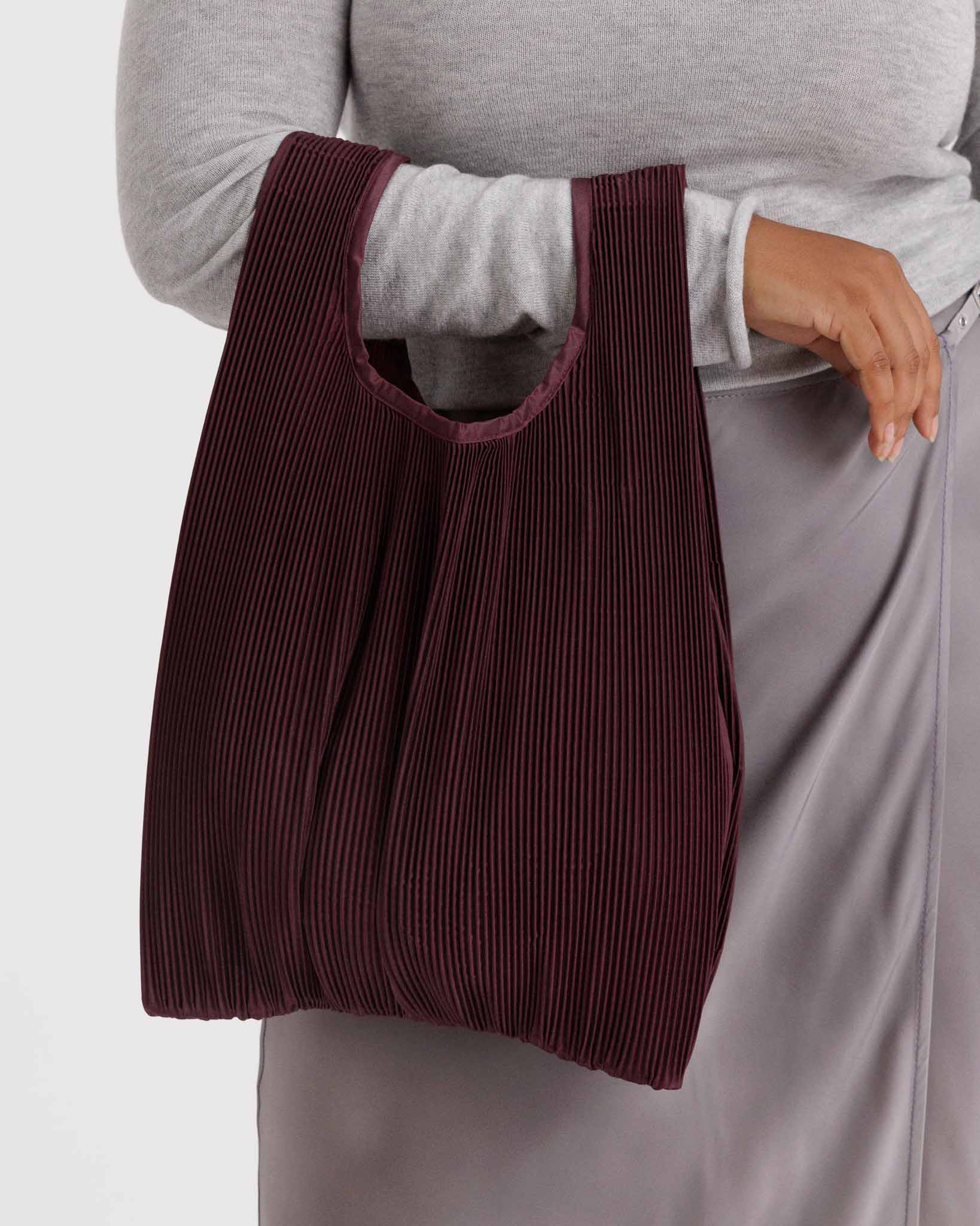 Mahogany Pleated BAGGU | BAGGU | Shopping Tote Bag