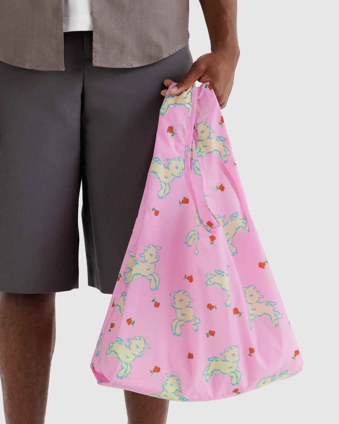 Lambs Standard BAGGU