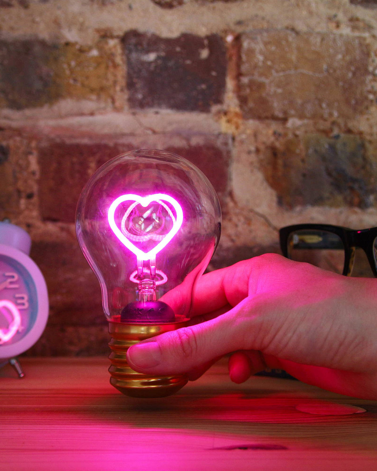 Pink Heart Cordless Lightbulb