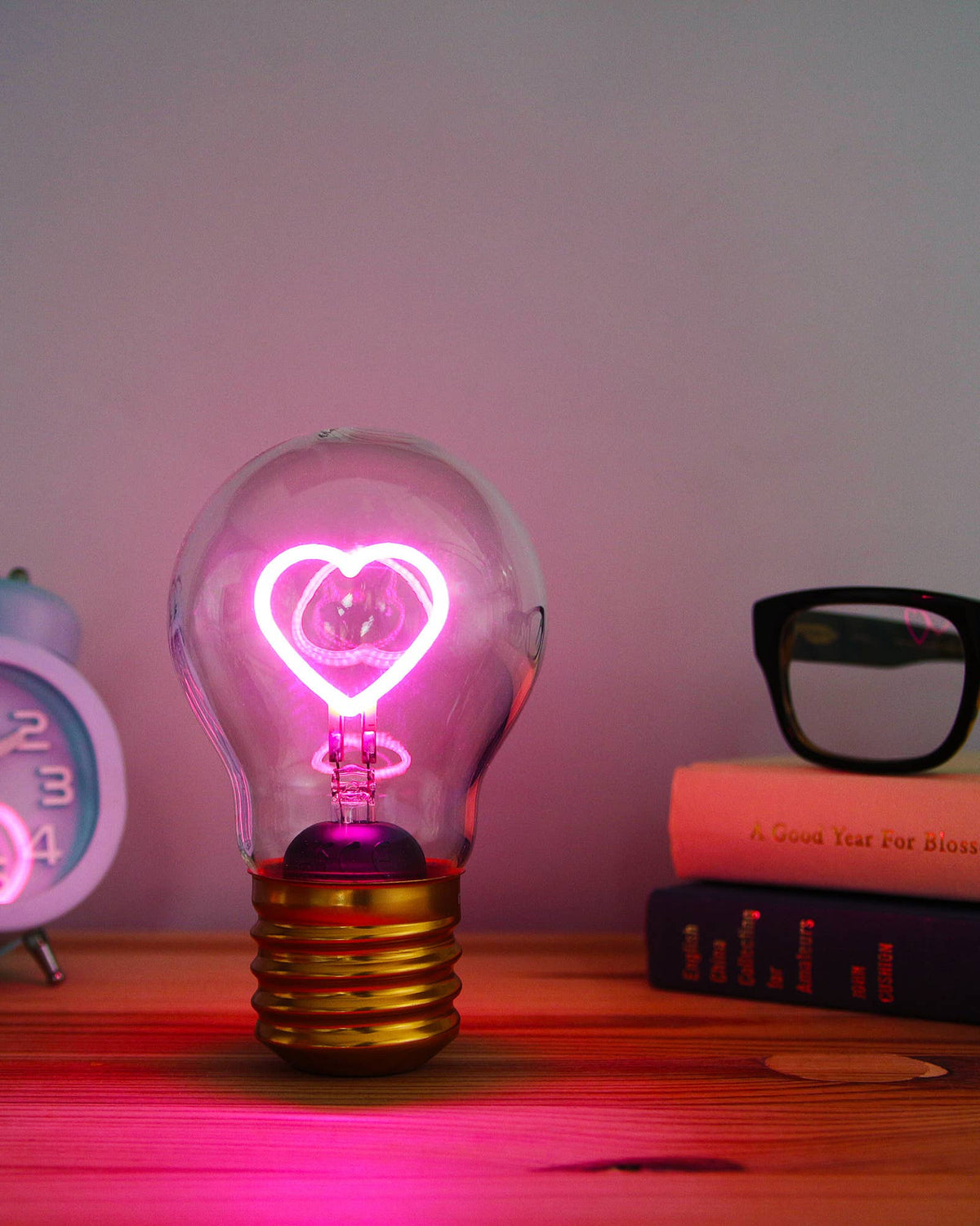 Pink Heart Cordless Lightbulb