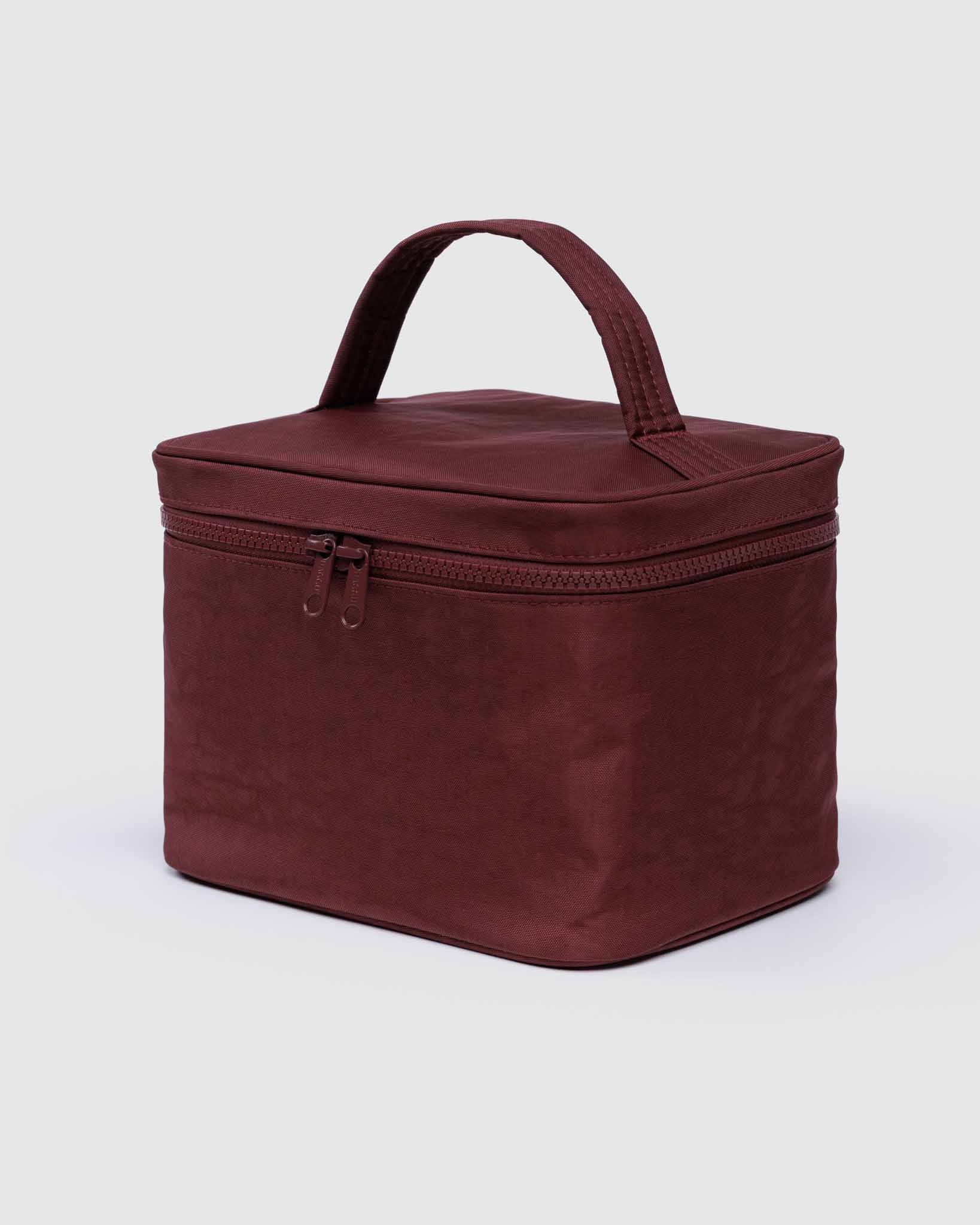 BAGGU Mahogany large cosmetic case