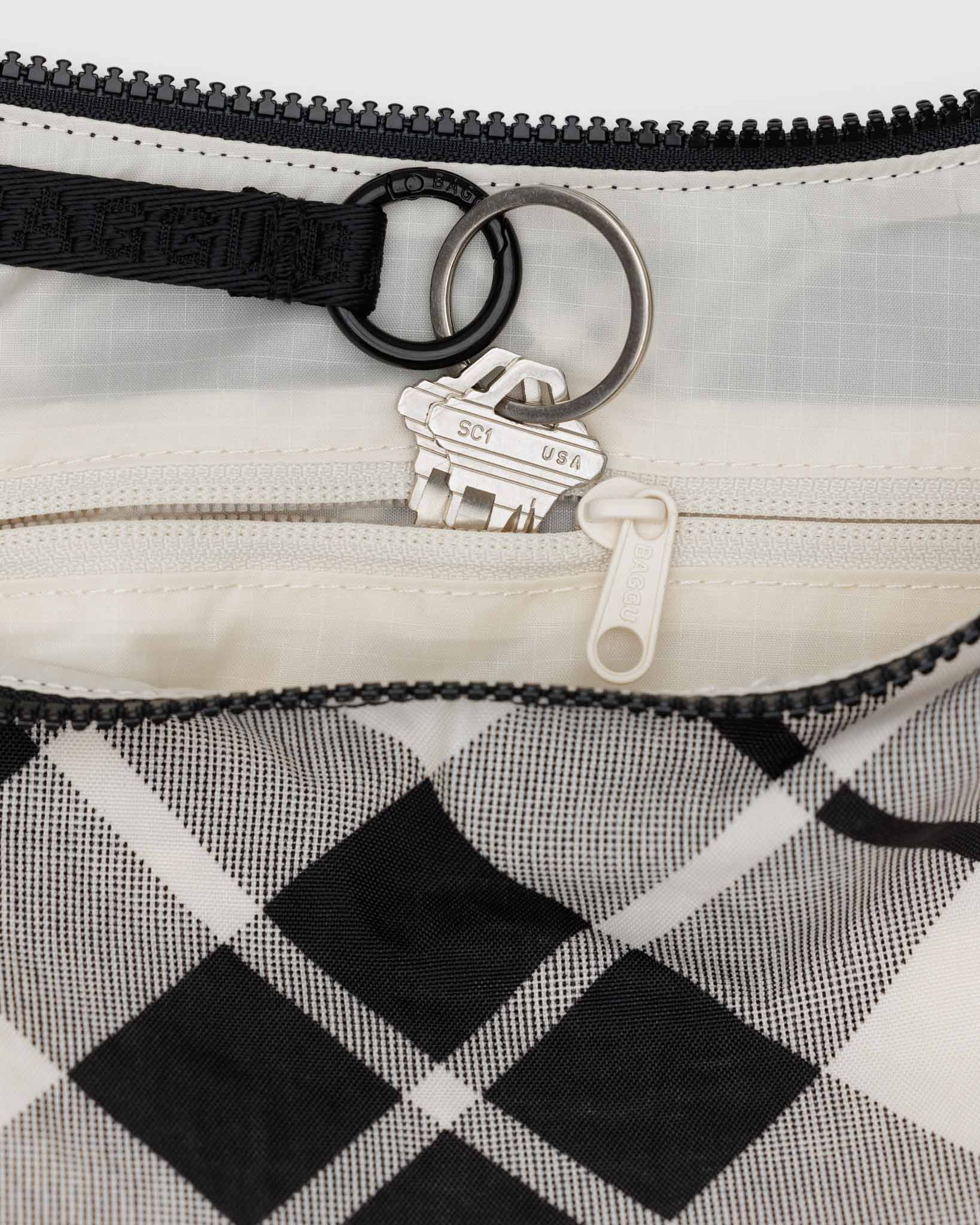 BAGGU Mixed Plaid medium nylon crescent bag | BAGGU | Crossbody Bag