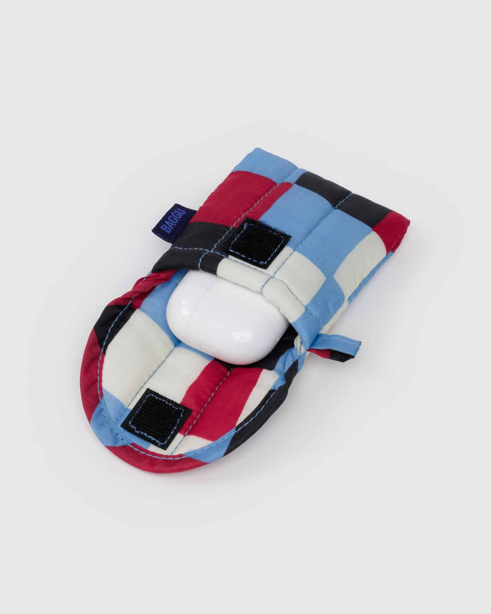 BAGGU Painted Check puffy earbuds case