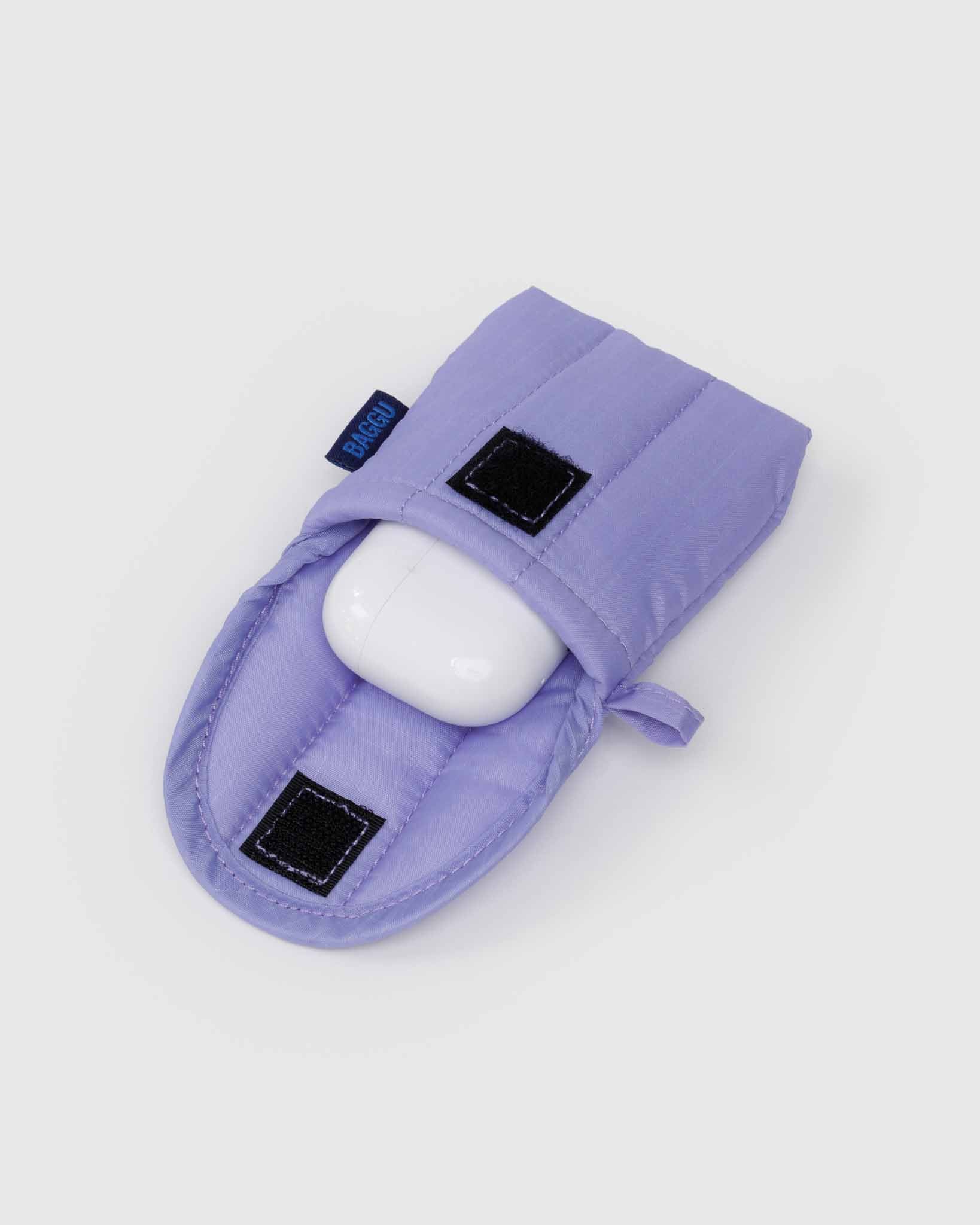 BAGGU Wisteria puffy earbuds case