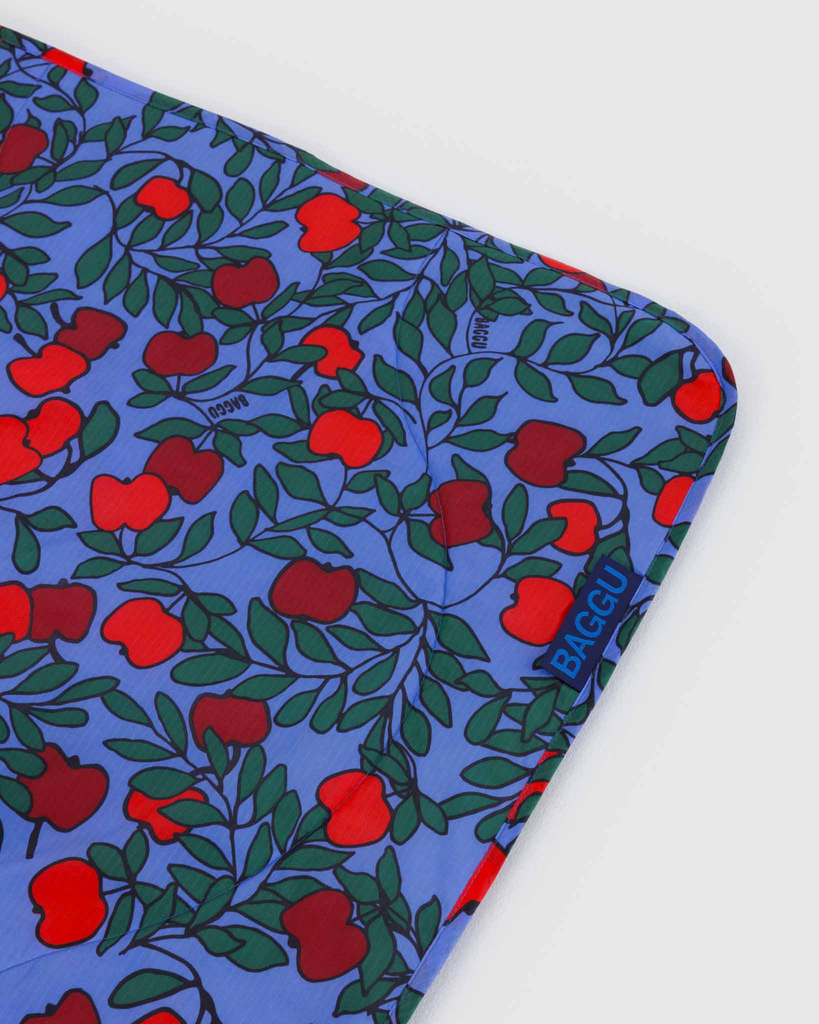 BAGGU Apple Tree puffy picnic blanket | BAGGU | Blanket