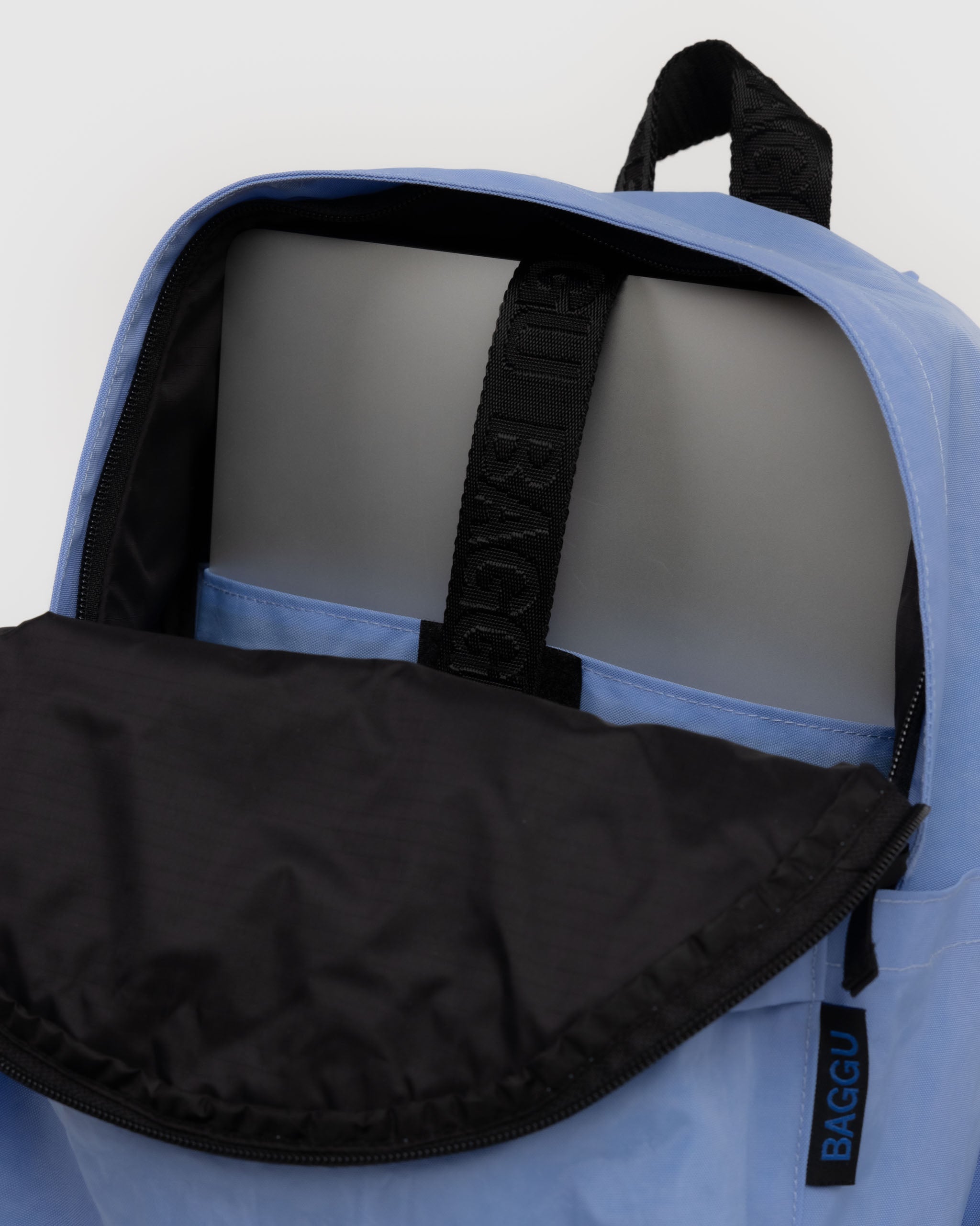 Cornflower Medium Nylon Backpack | BAGGU | Backpack