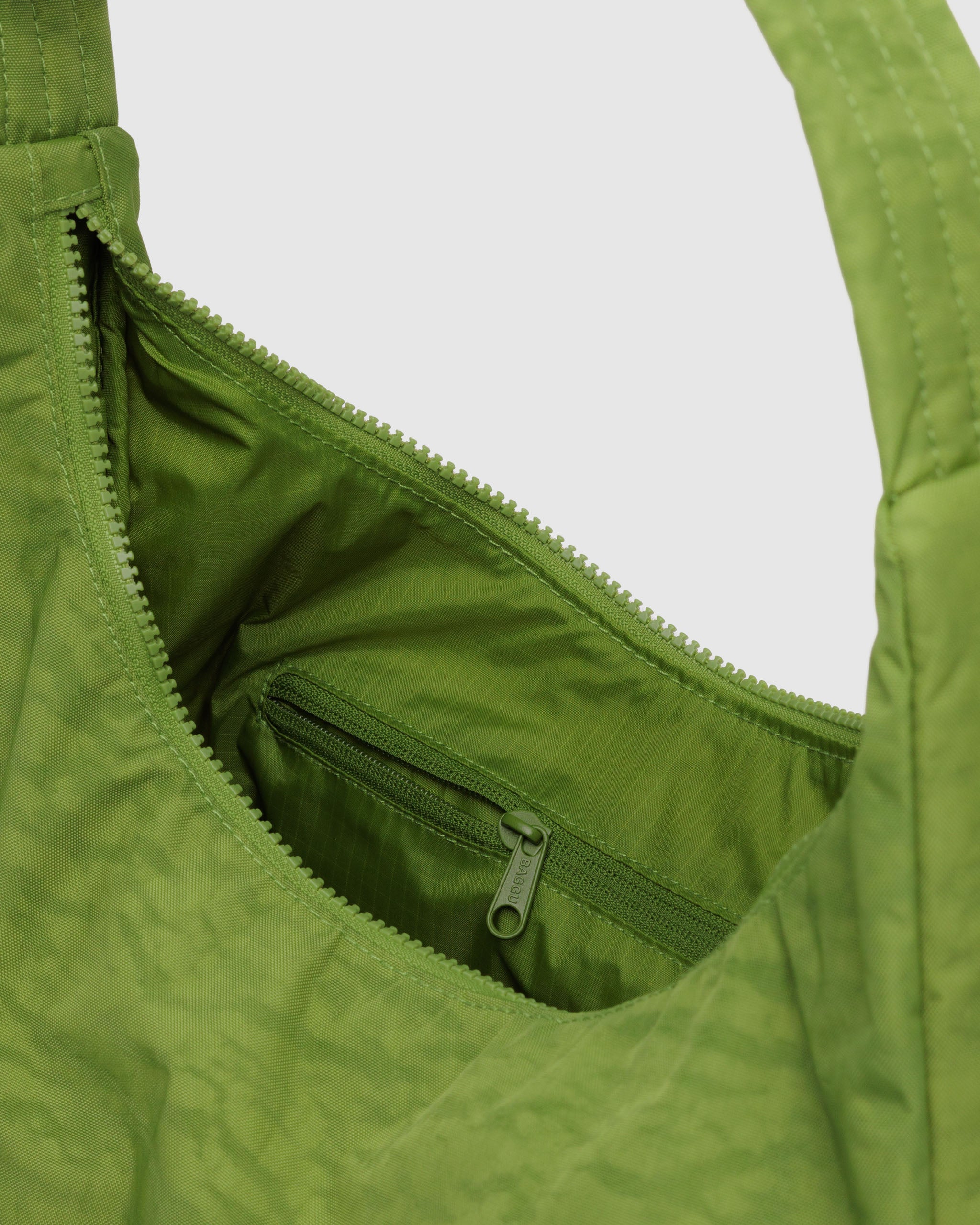 Green Juice Nylon Shoulder Bag | BAGGU | Shoulder Bag