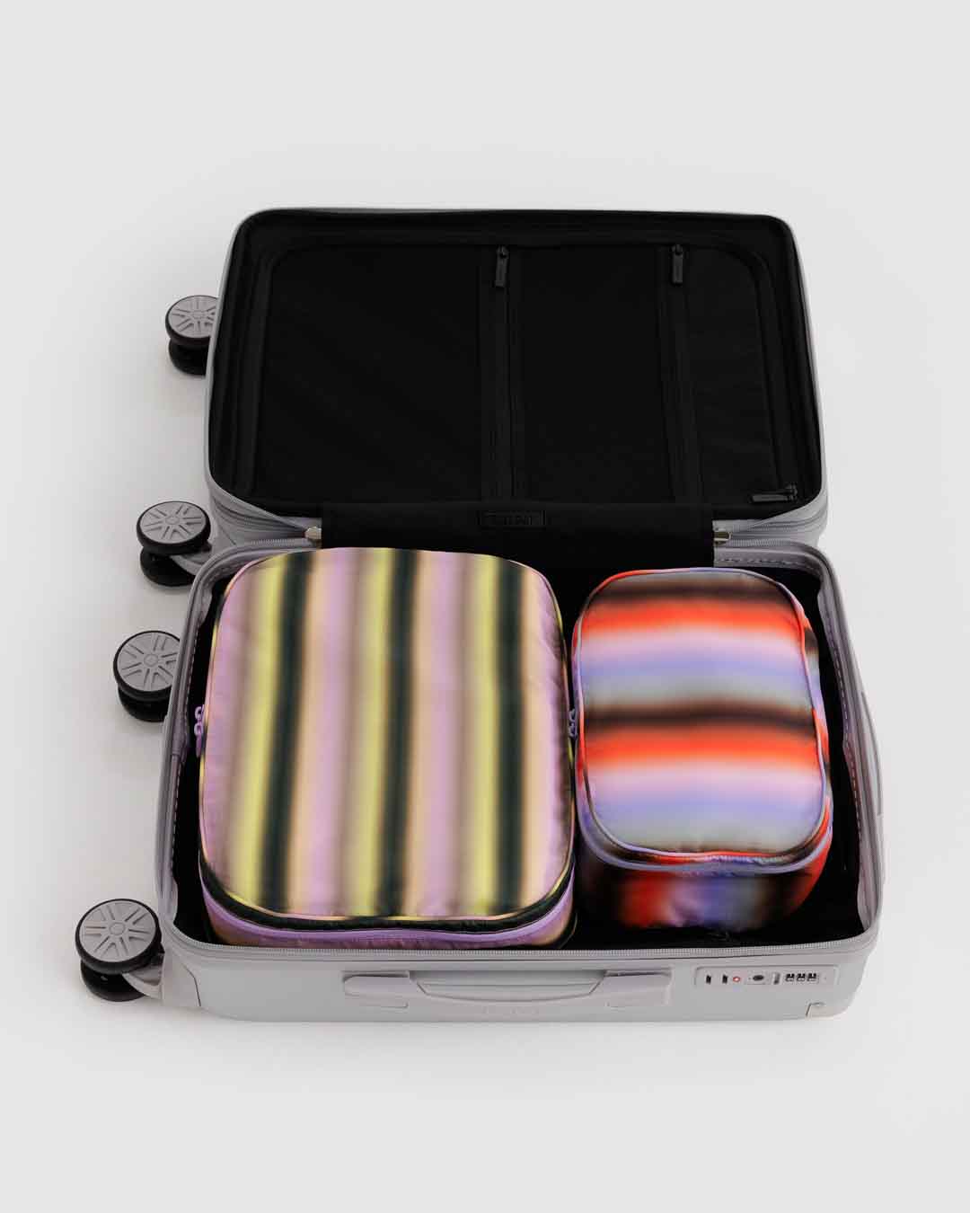 Gradient Stripes Packing Cube Set