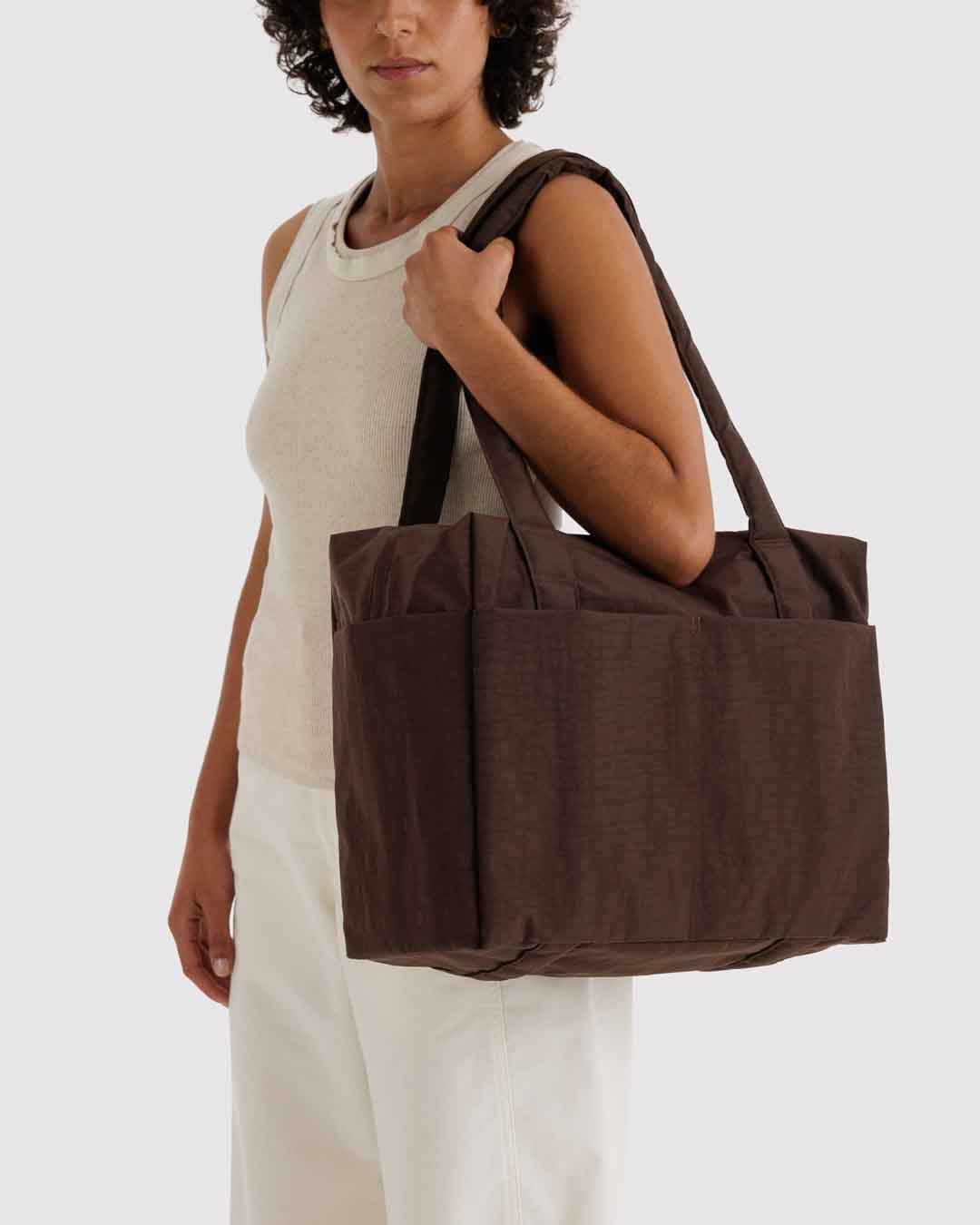 BAGGU SMALL CLOUD CARRY-ON コーヒーブラウン Coffee Small Cloud Carry-On
