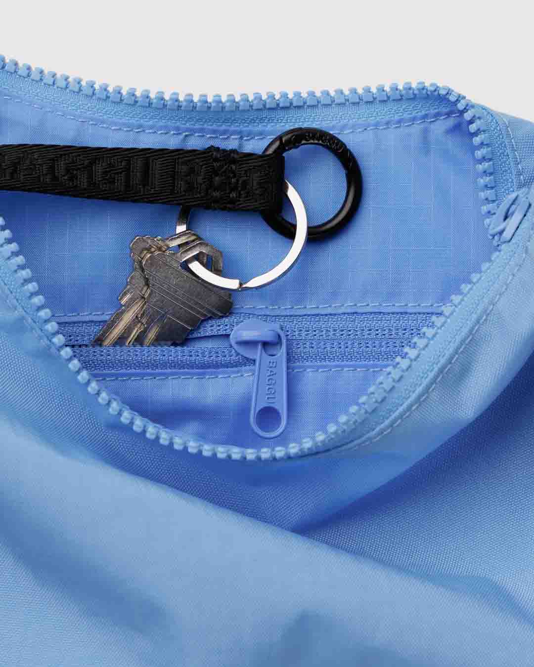 Piscine Small Nylon Crescent Bag BAGGU
