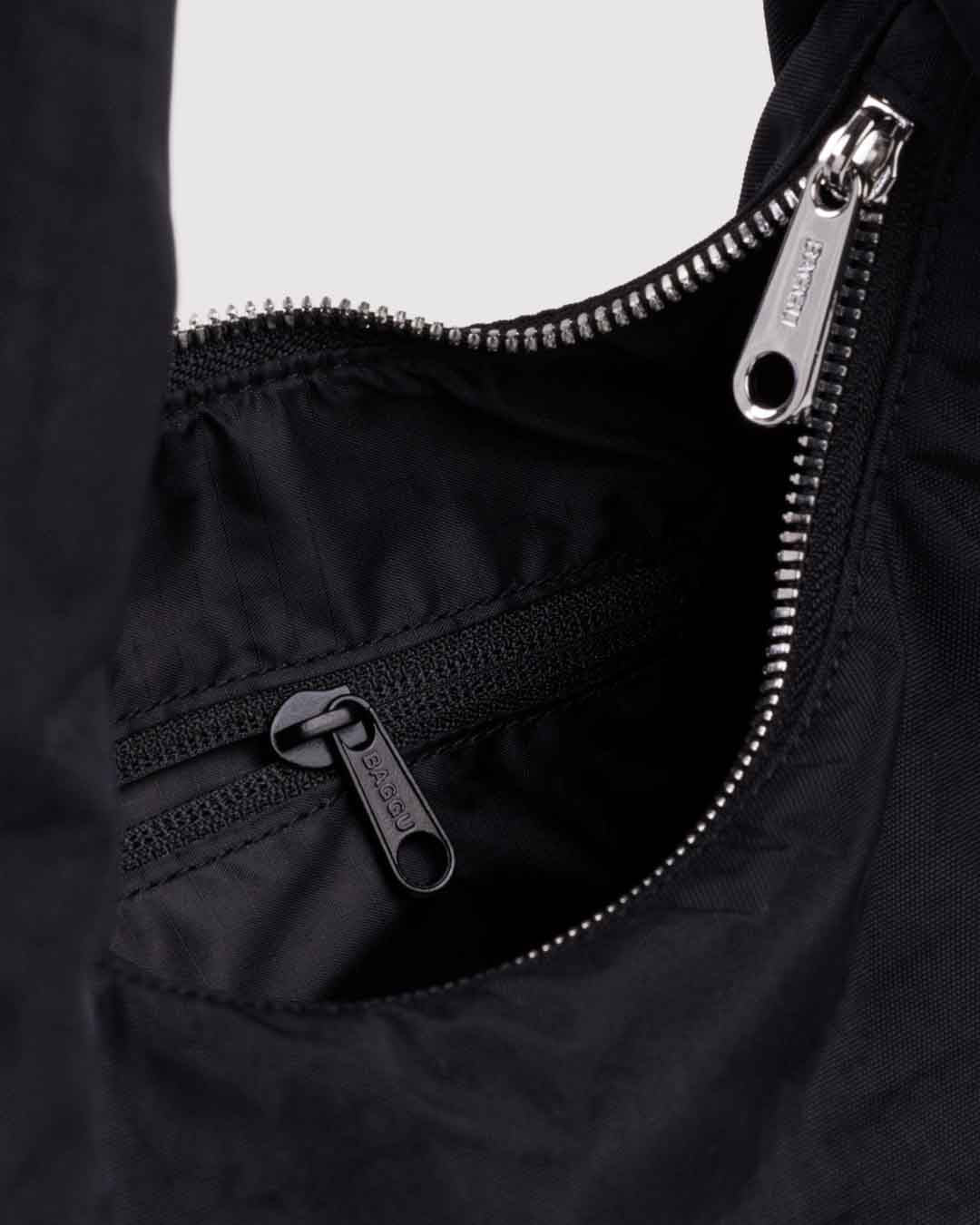 Black Small Nylon Meringue Bag