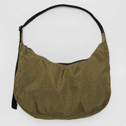 A large Crescent Bag from Baggu in Seaweed