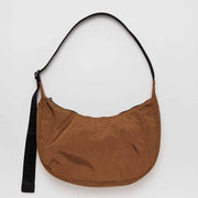 Brown | Medium Crescent Bag | Baggu