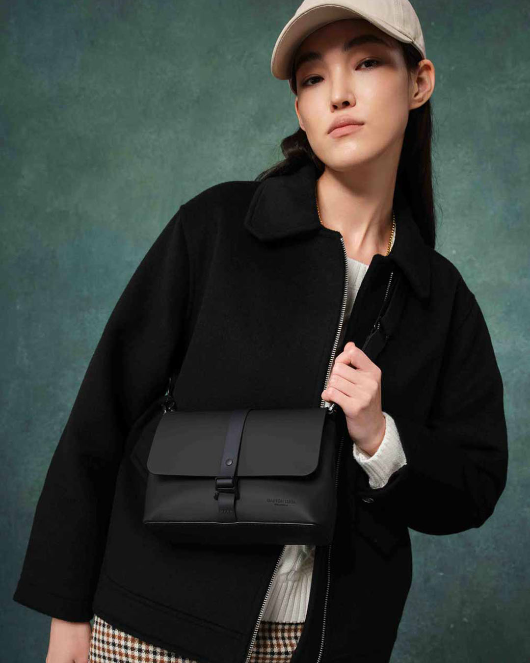 Black Spläsh Waterproof Crossbody Bag