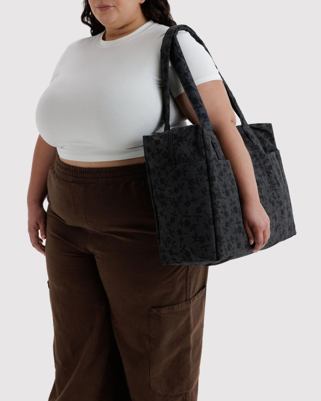 Charcoal Ditsy Floral Cloud Carry-On | BAGGU | Cloud Carry-On