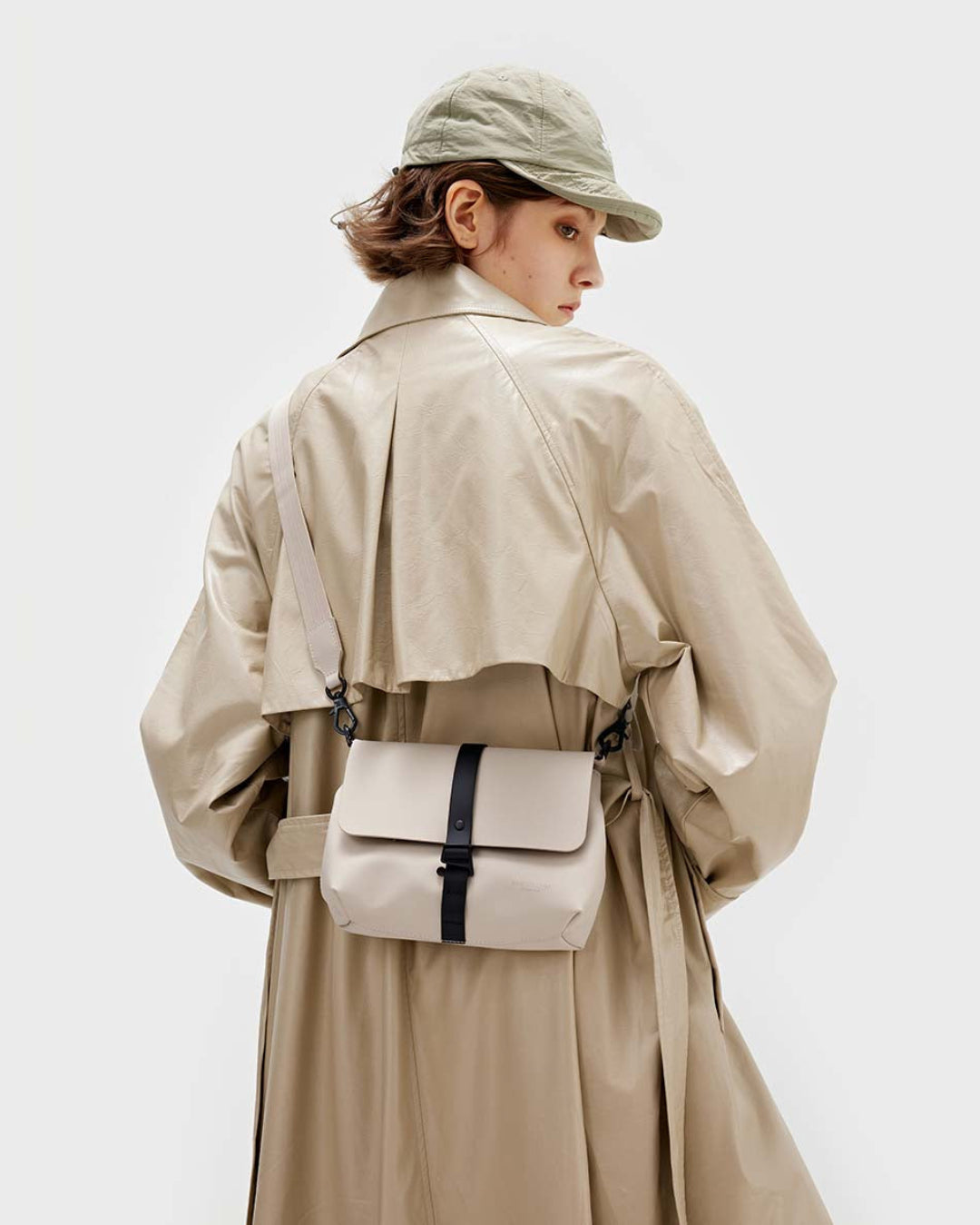 Cloud Cream Spläsh Waterproof Crossbody Bag