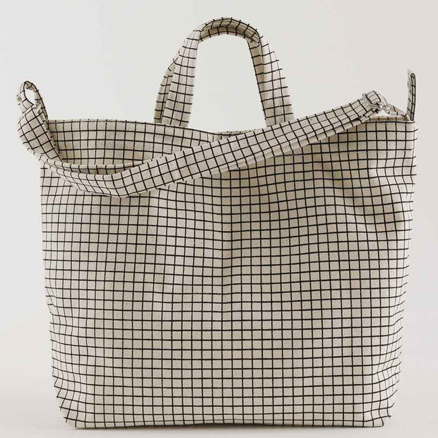 Natural Grid | Horizontal Zip Duck Bag | Baggu