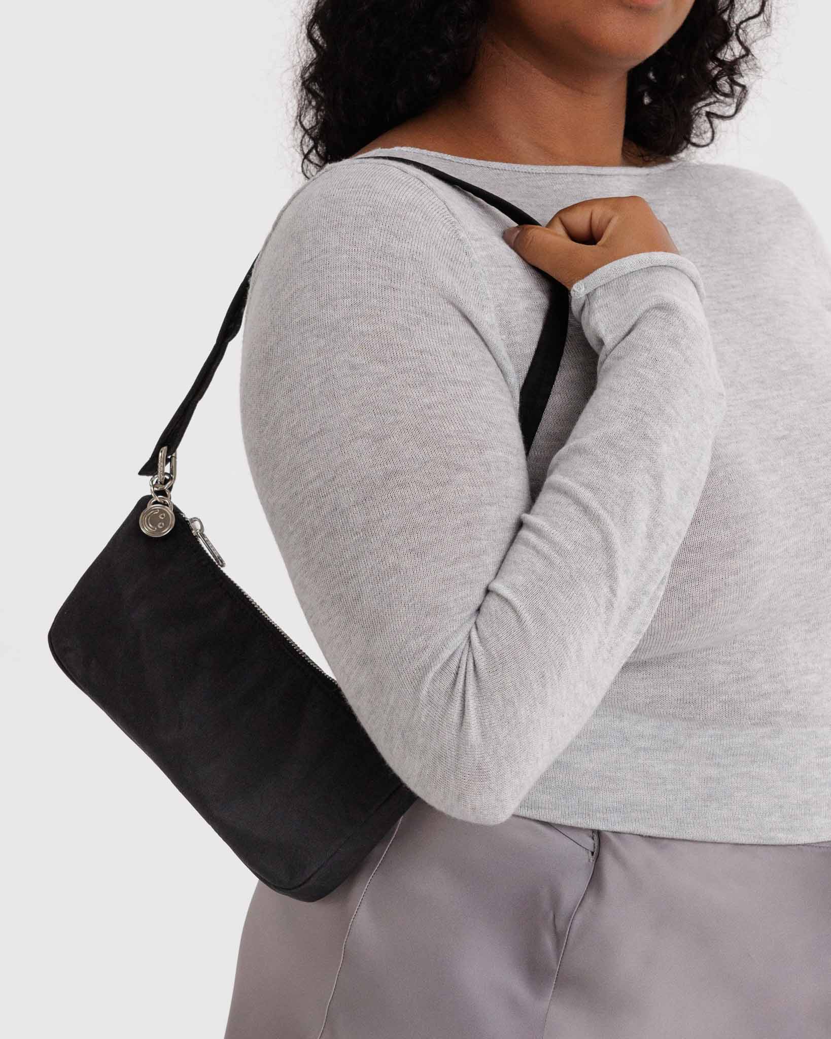 Black Nylon Pochette BAGGU