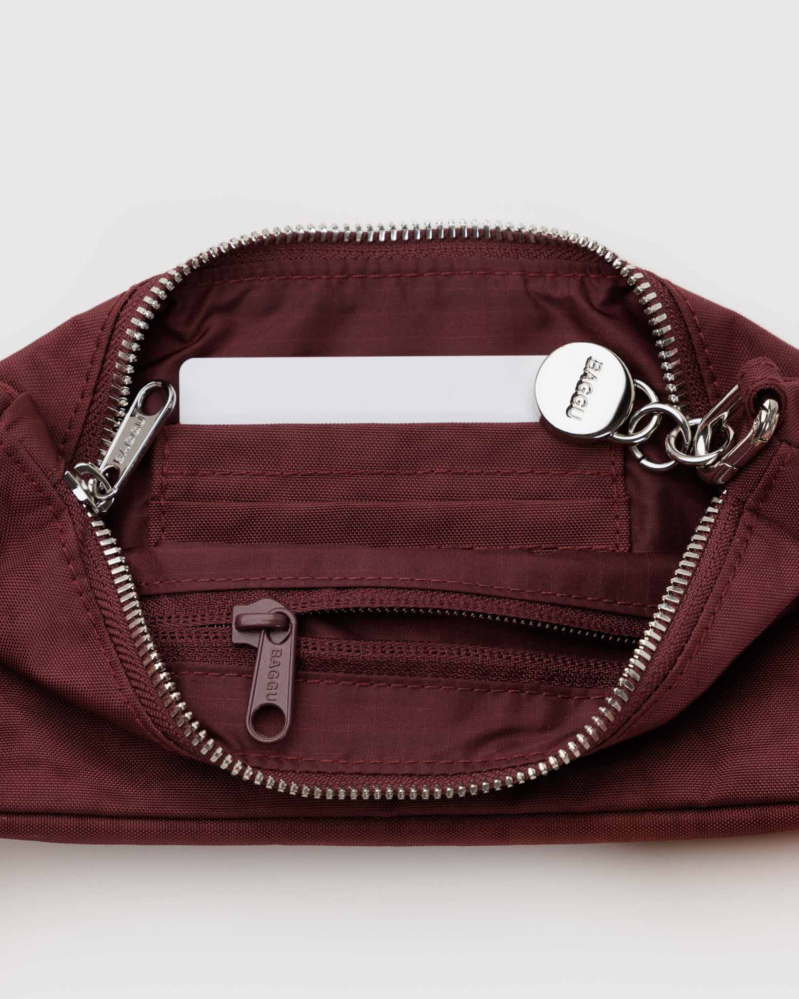 Mahogany Nylon Pochette BAGGU