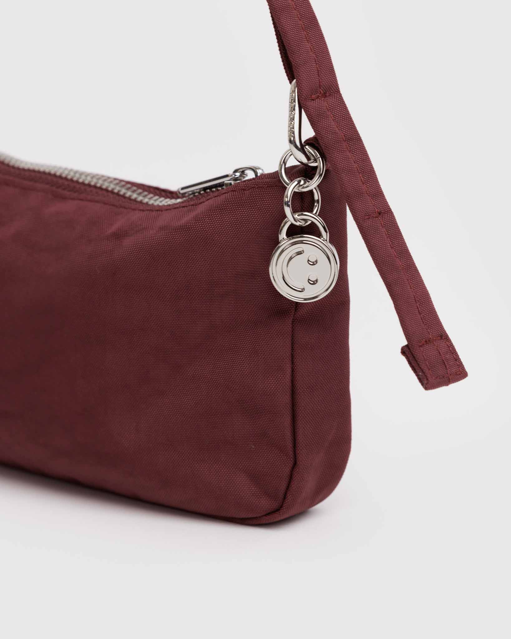 Mahogany Nylon Pochette BAGGU