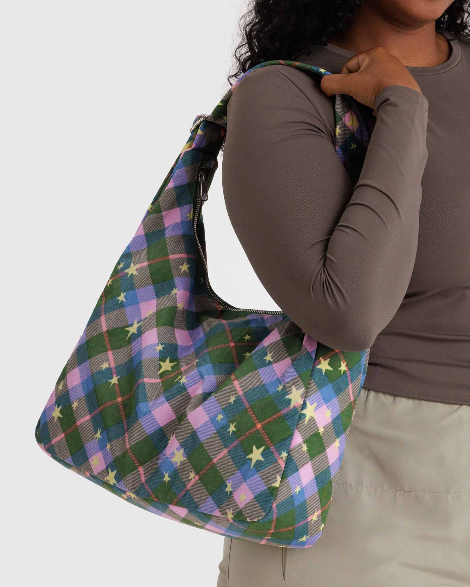 Green Star Plaid Nylon Shoulder Bag BAGGU