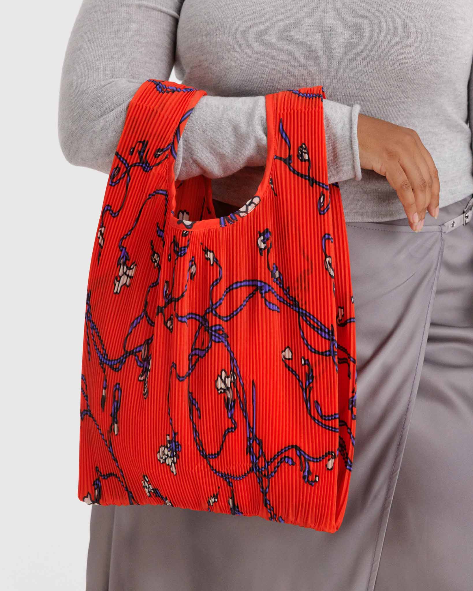 Red Snapdragon Pleated BAGGU | BAGGU | Shopping Tote Bag