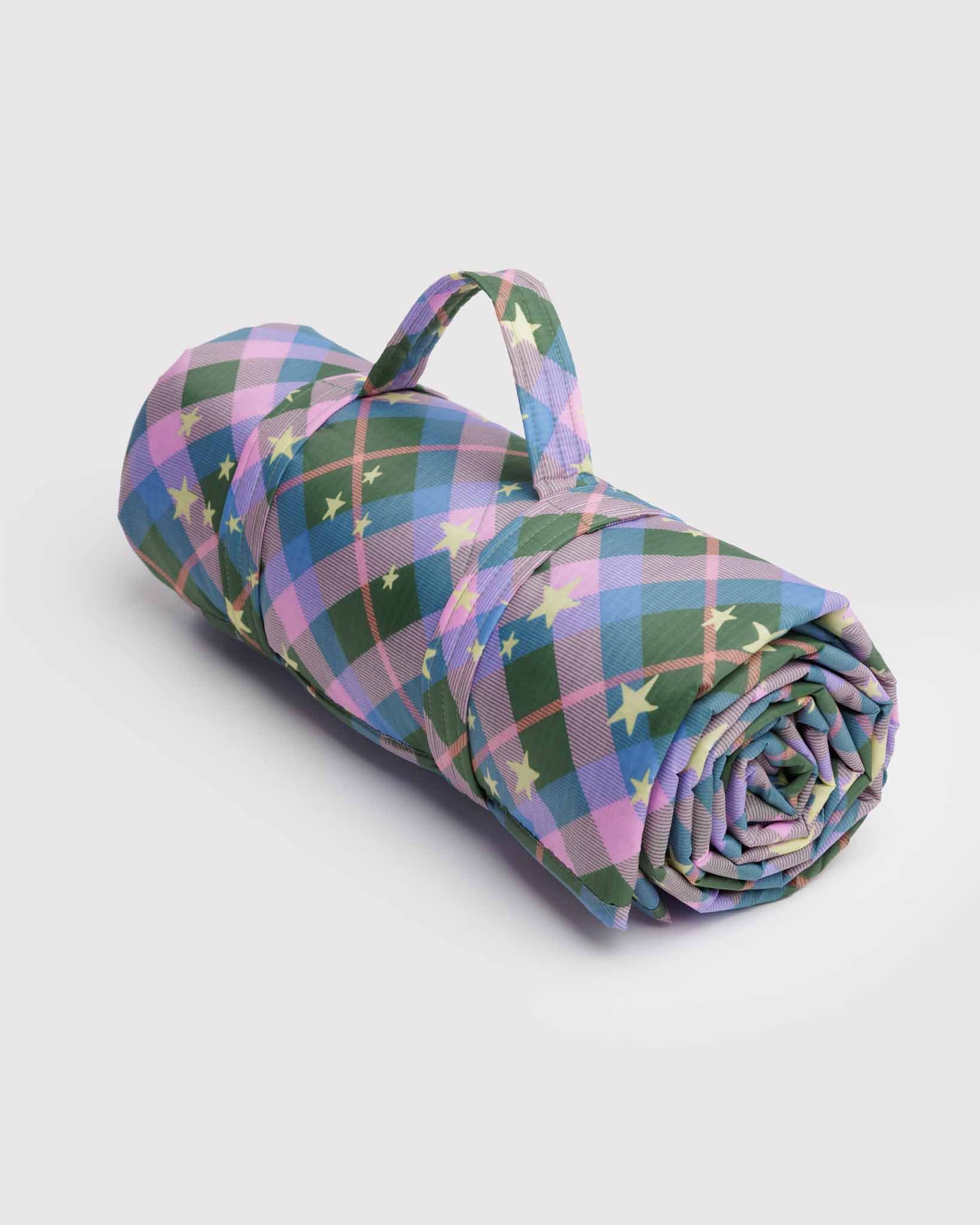 Green Star Plaid Puffy Picnic Blanket BAGGU | BAGGU | Blanket