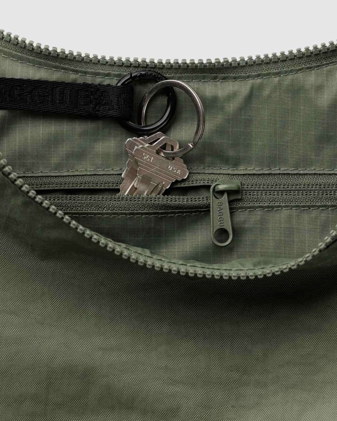 Caper Medium Nylon Crescent Bag BAGGU