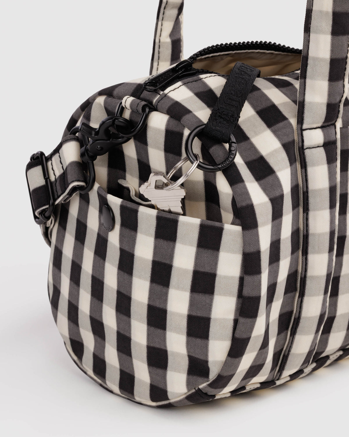 Black and Cream Gingham Nylon Duffle Bag | BAGGU | Nylon Duffle Bag