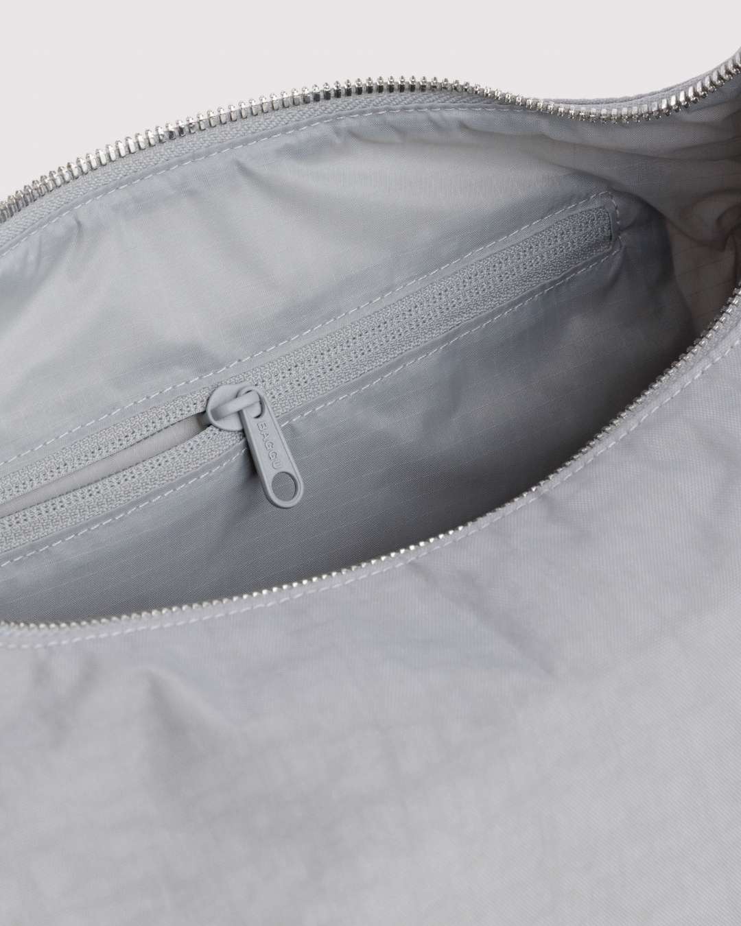 Fog Nylon Meringue Bag